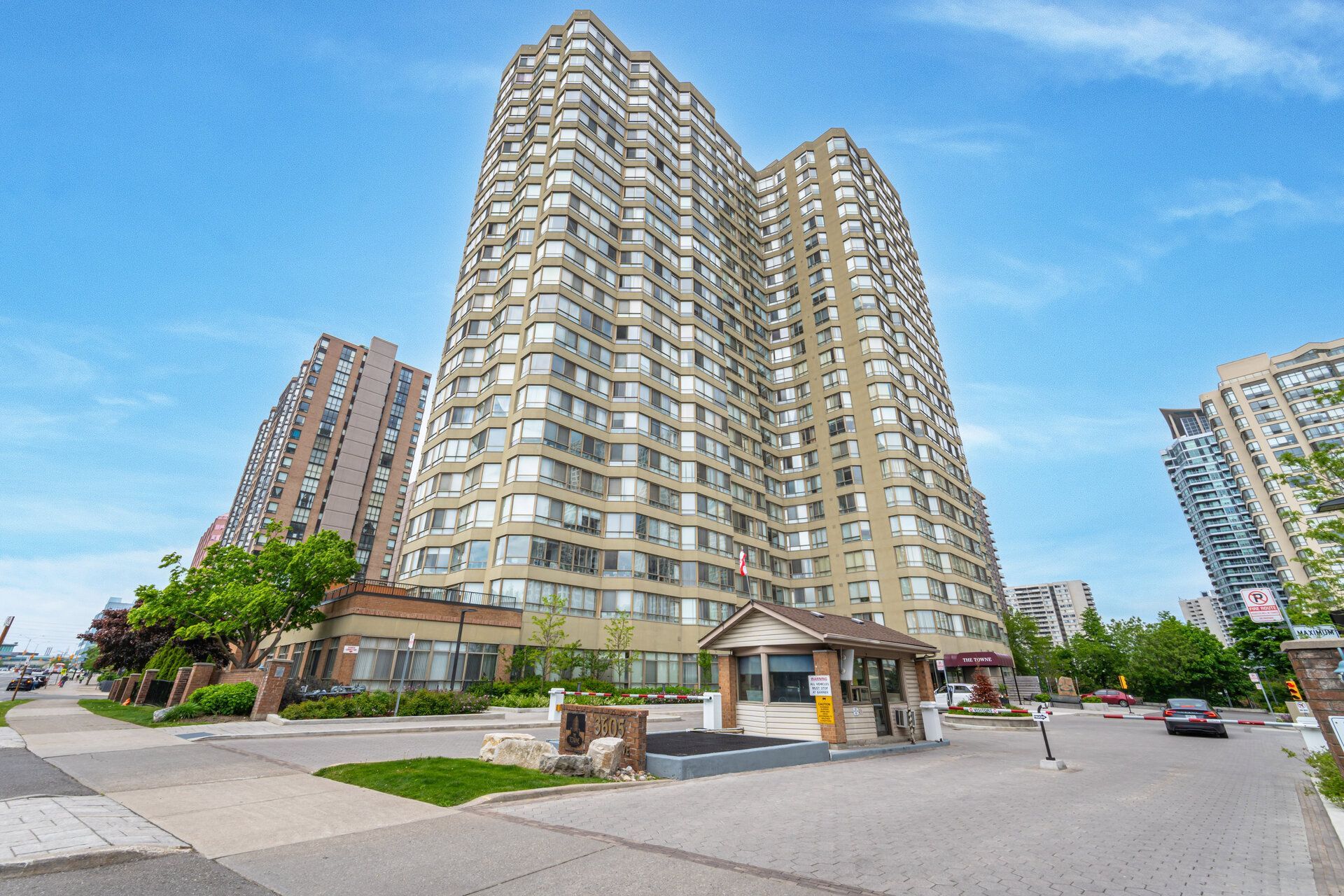 3605 Kariya Drive 703, Mississauga, On L5b 3j4