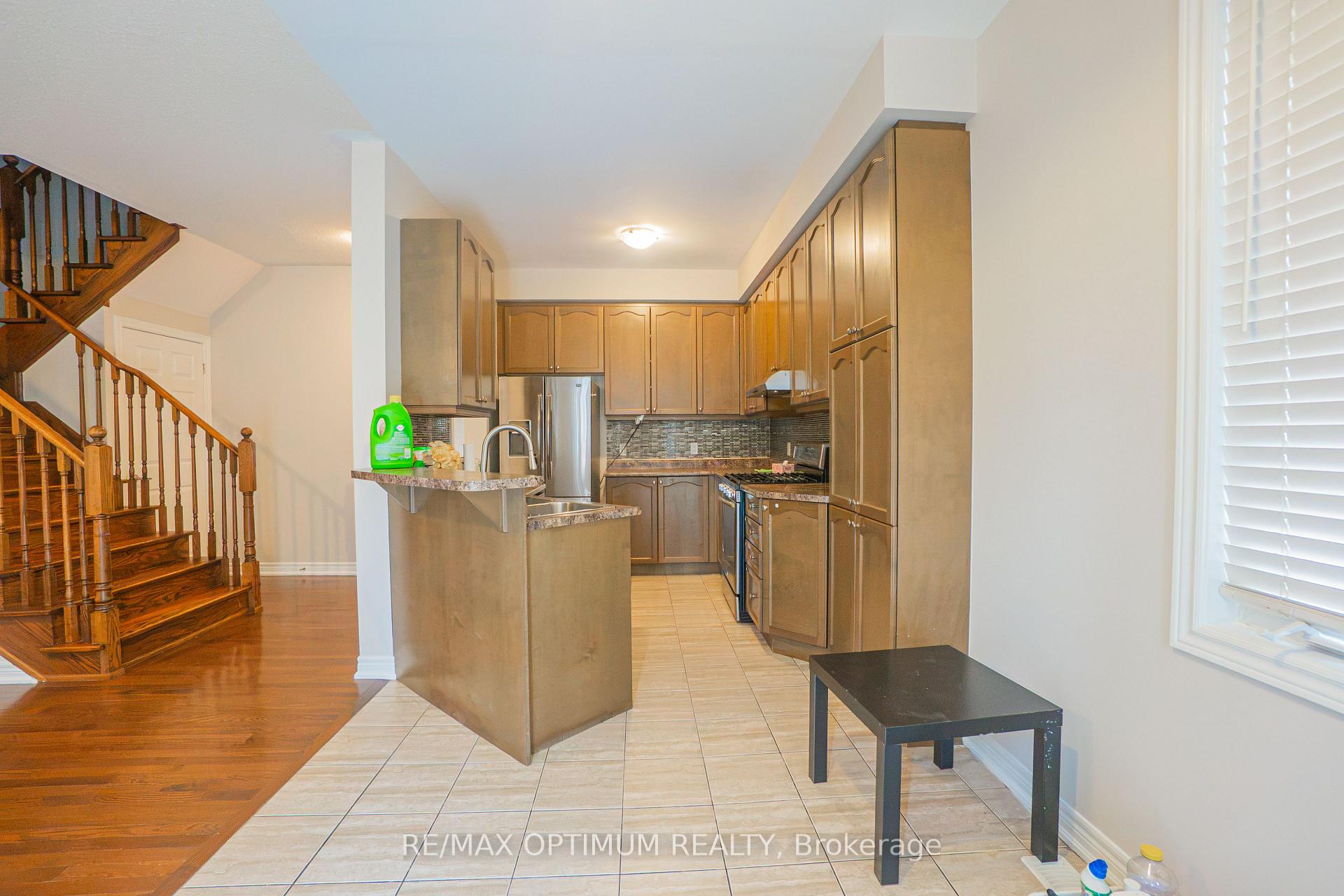 23 Merrickville Way, Brampton, On L6y 0v5