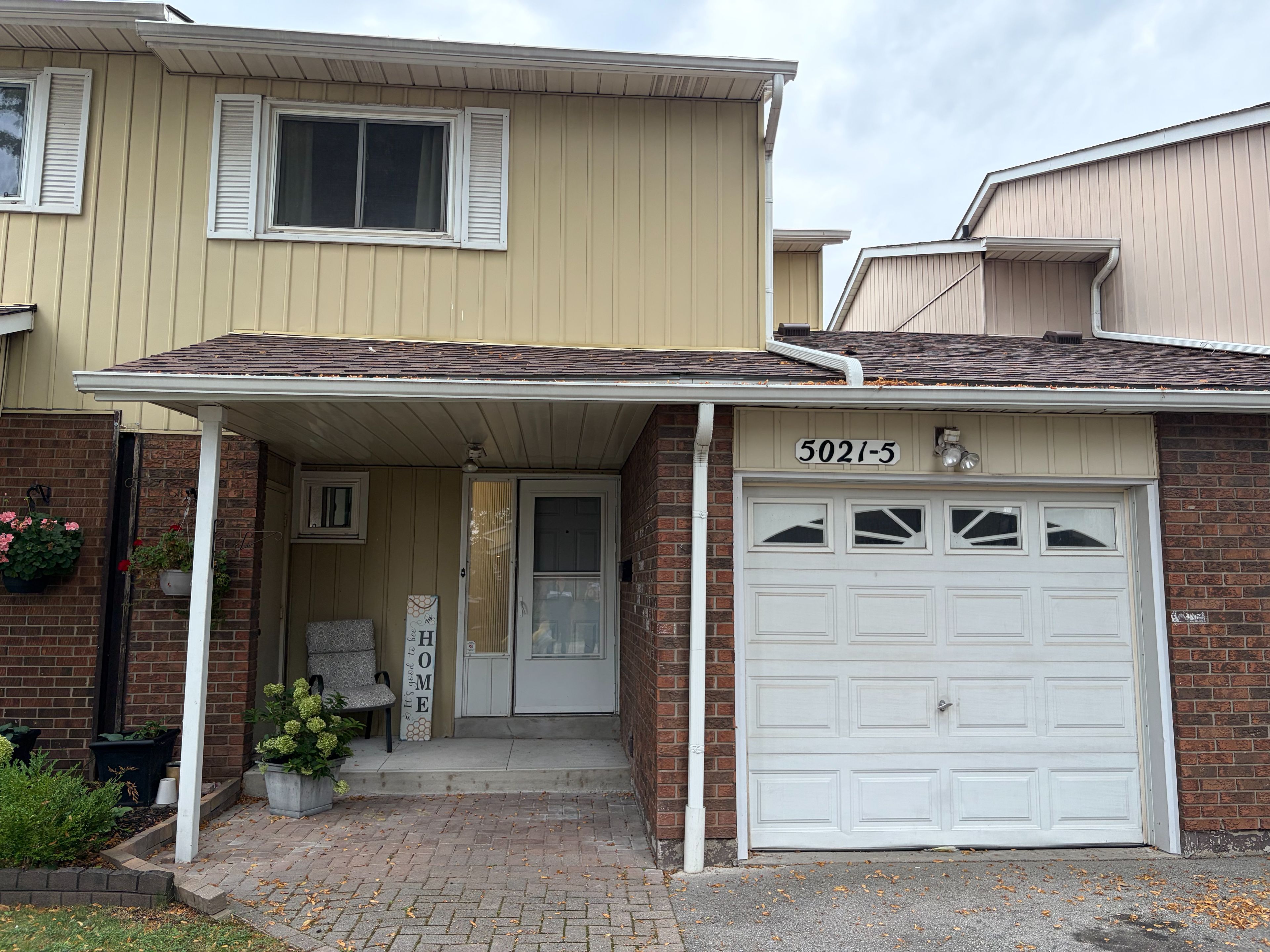 5021 Pinedale Avenue 5, Burlington, On L7l 5j6