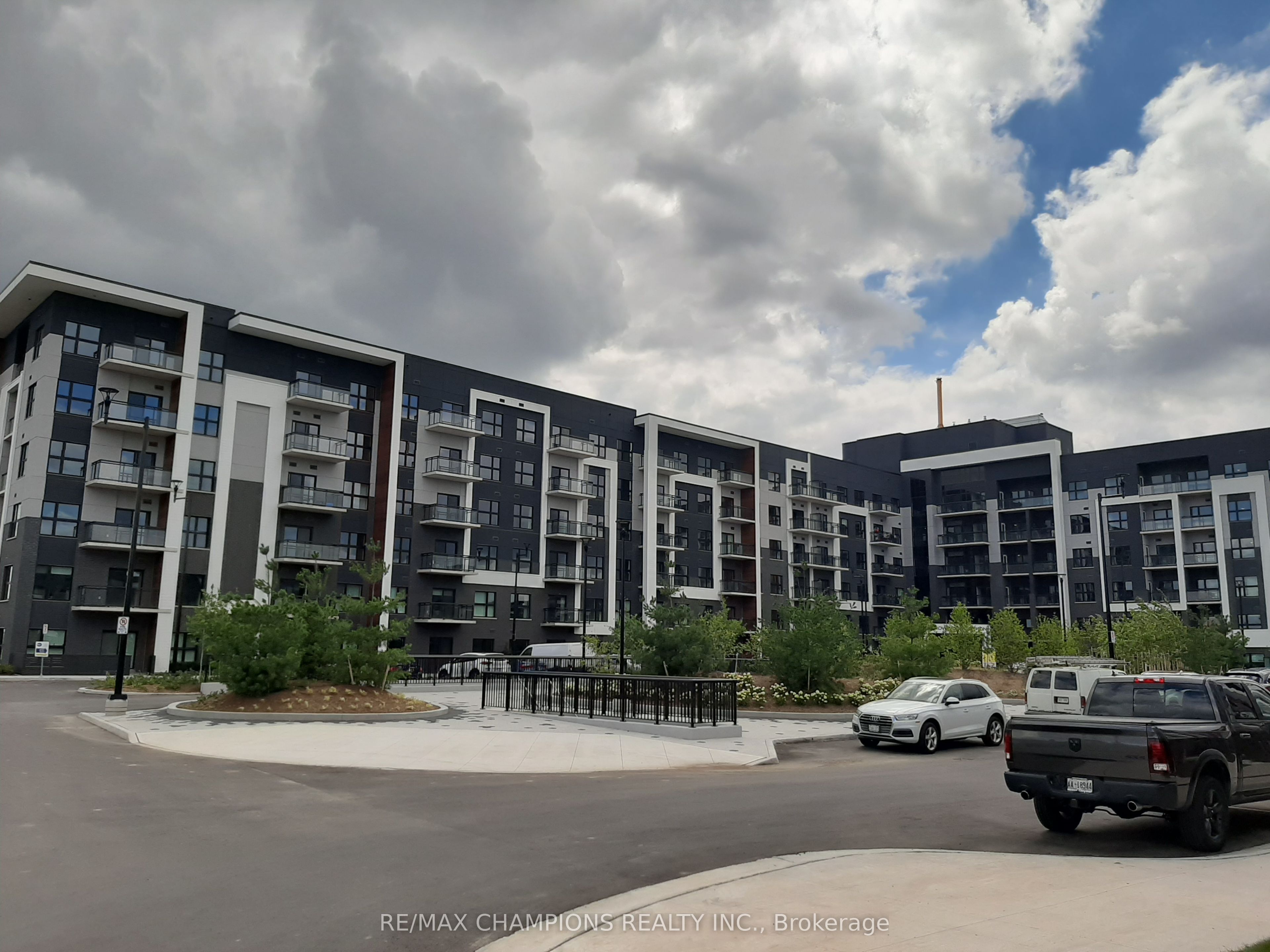 128 Grovewood Common 308, Oakville, On L6h 0x3