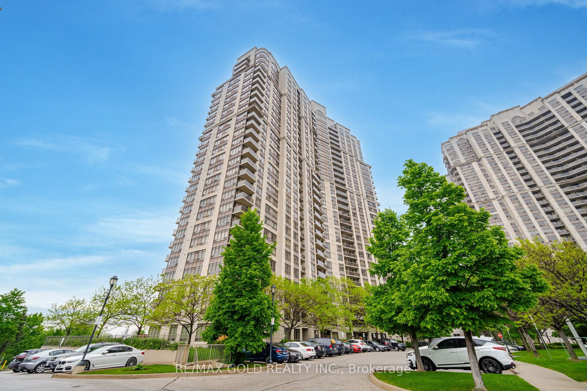 710 Humberwood Boulevard 210, Toronto, On M9w 7j5