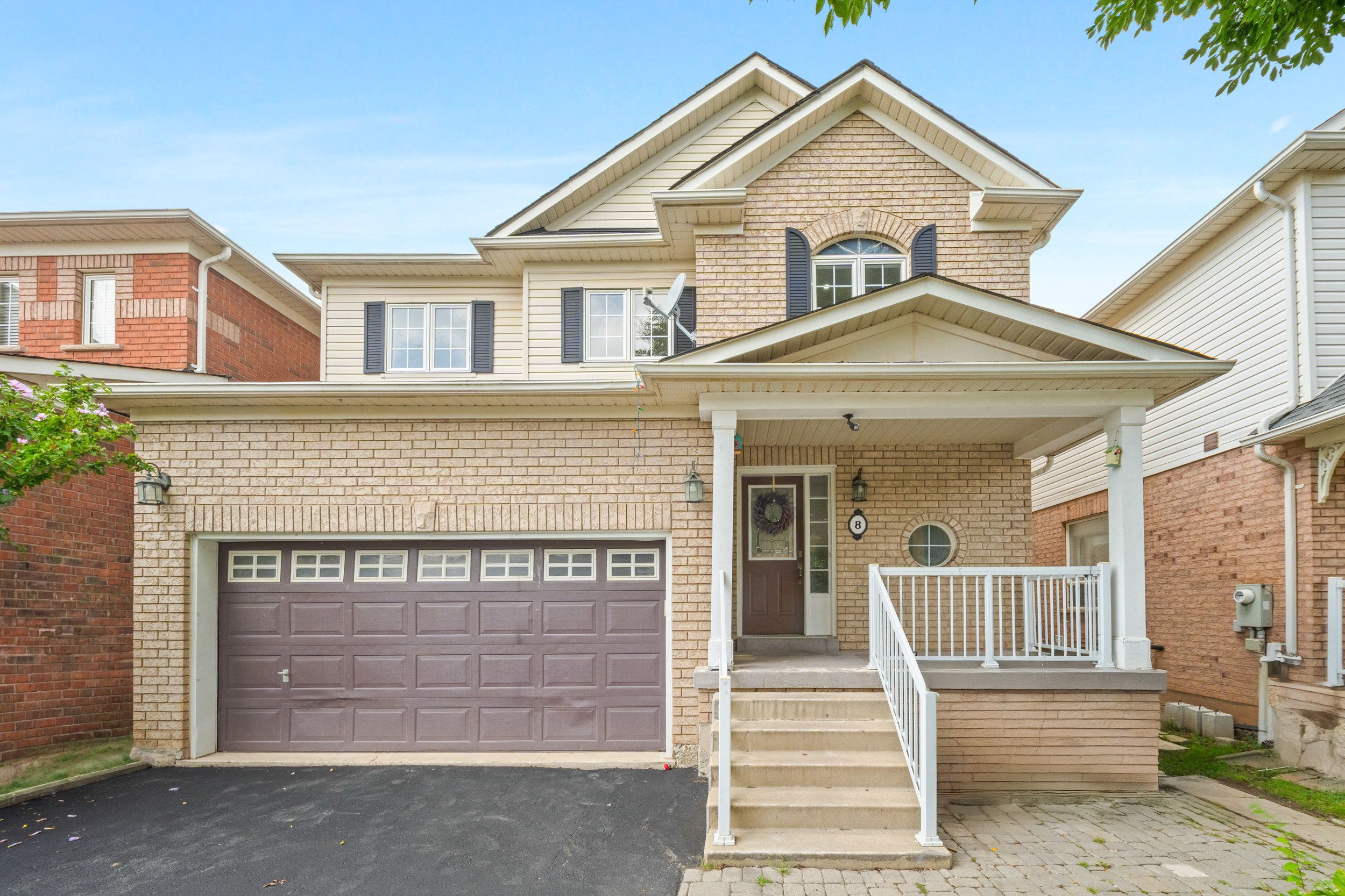 8 Spencer Drive, Brampton, On L7a 2a4
