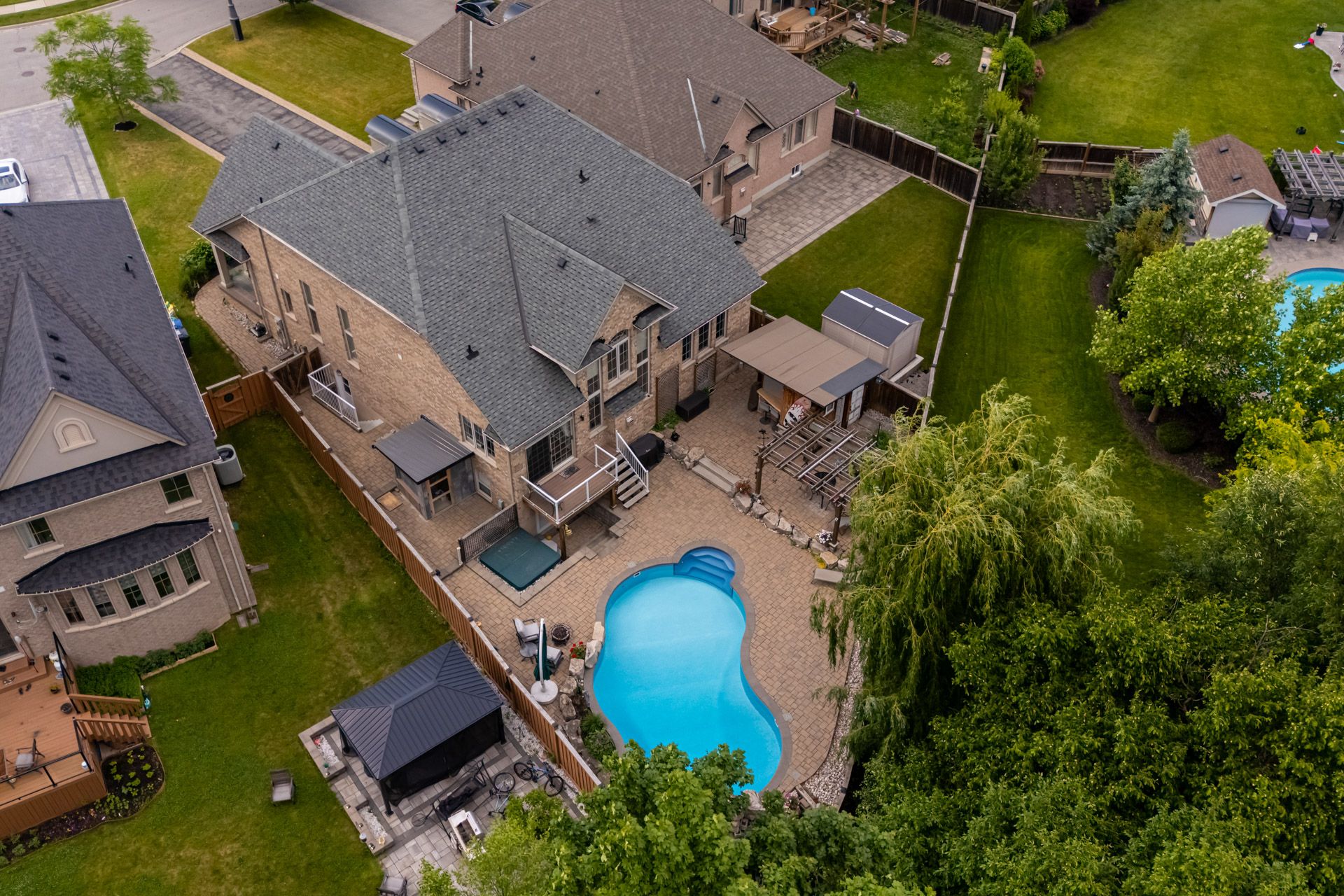 20 Cannington Crescent, Brampton, On L6x 0w6