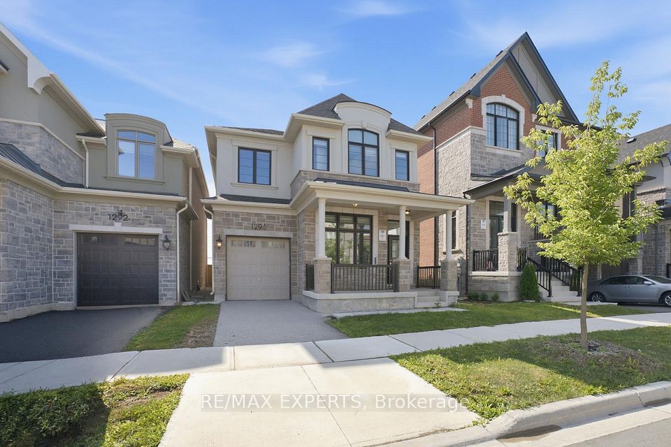 1296 Aymond Crescent W, Oakville, On L6h 7w8