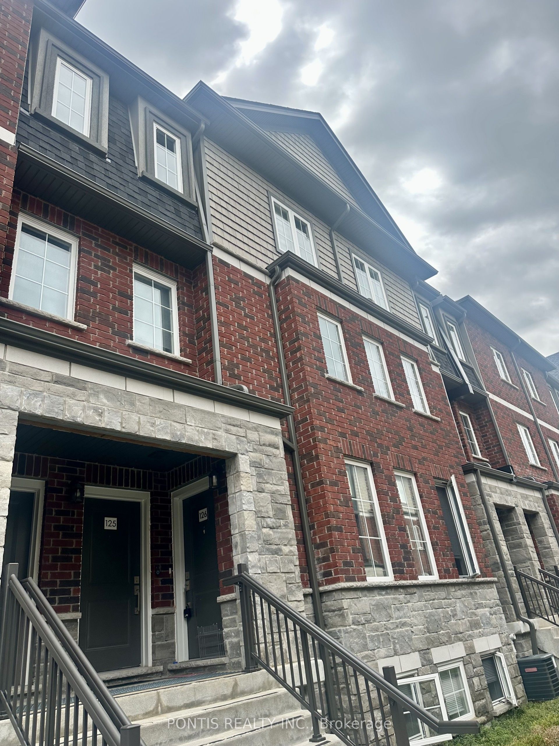 445 Ontario Street S 126, Milton, On L9t 9k2