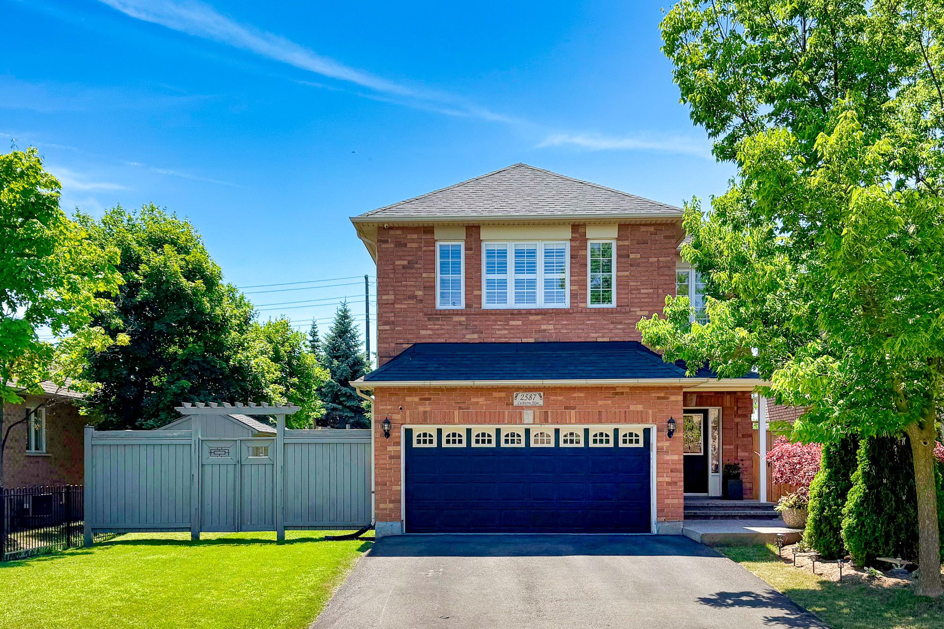 2587 Carberry Way, Oakville, On L6m 4r8