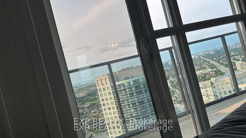 60 Absolute Avenue 3707, Mississauga, On L4z 0a9