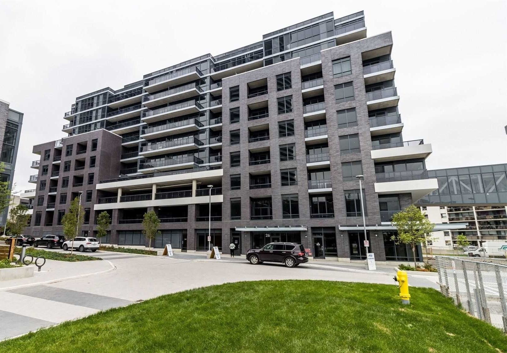 26 Gibbs Road 325, Toronto, On M9b 0e3