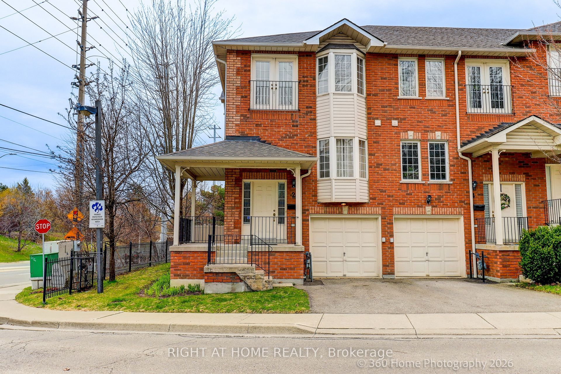 1130 Cawthra Road 2, Mississauga, On L5g 4v7