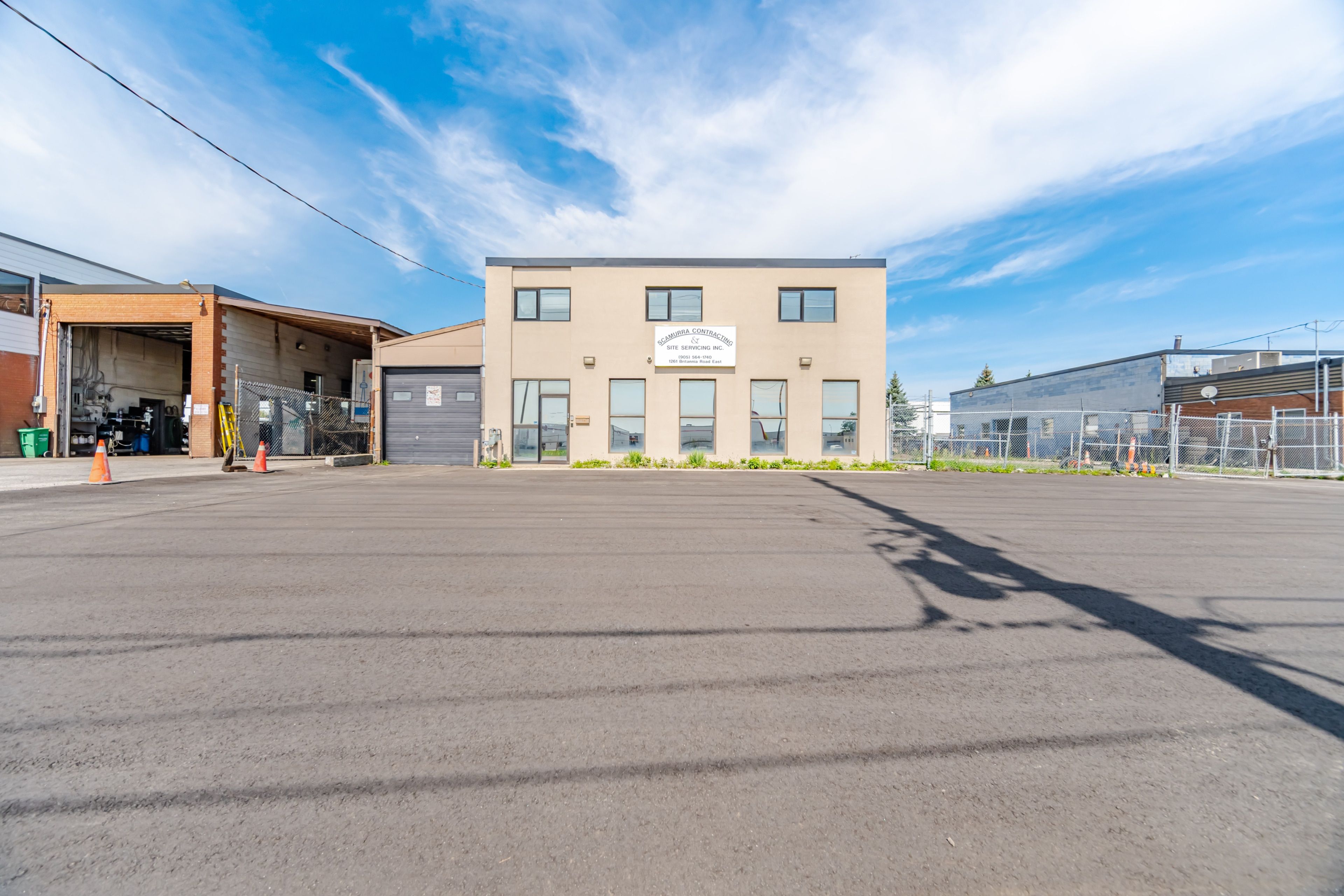 1261 Britannia Road E, Mississauga, On L4w 1c7