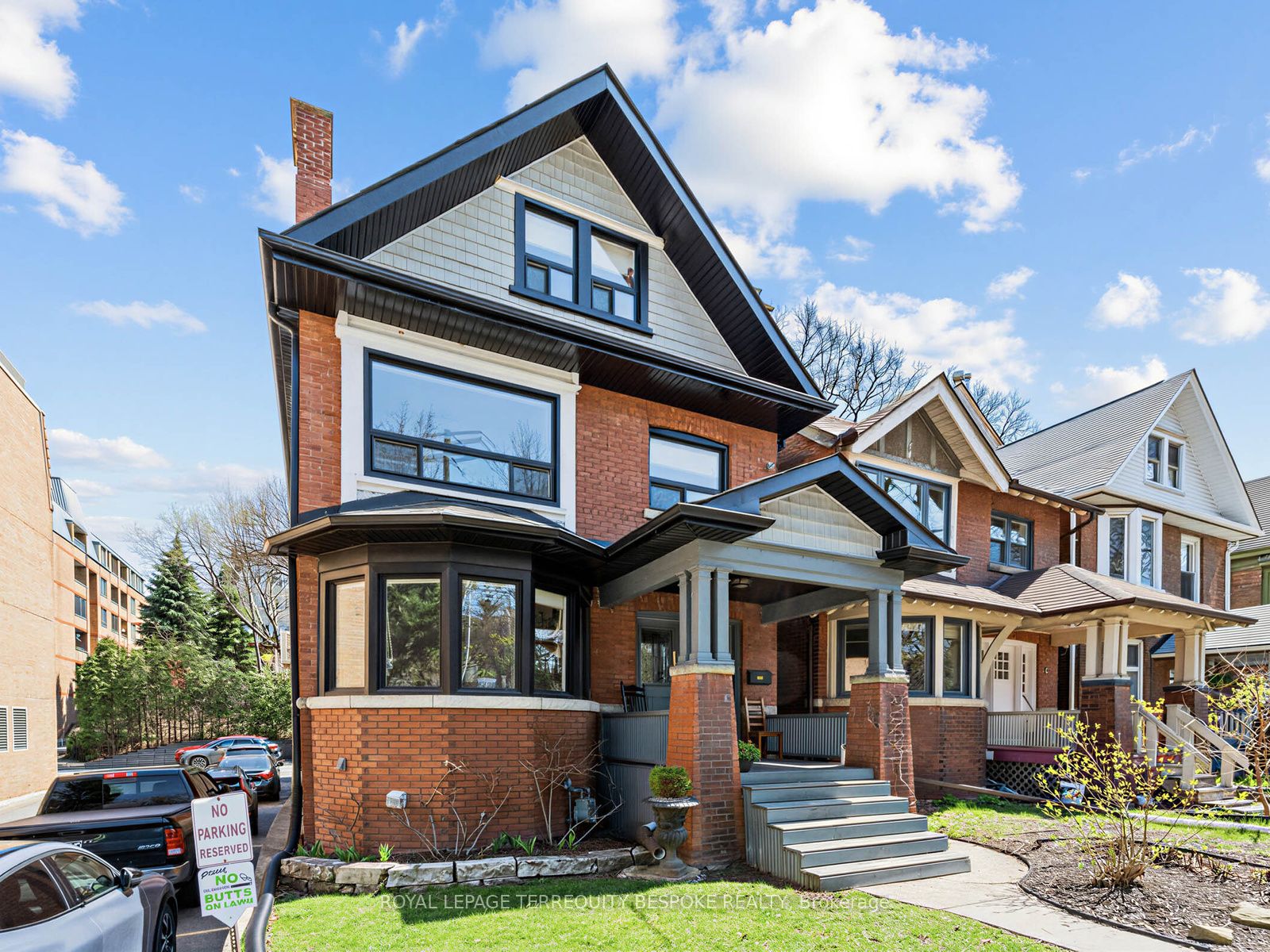 505 Parkside Drive, Toronto, On M6r 2z9