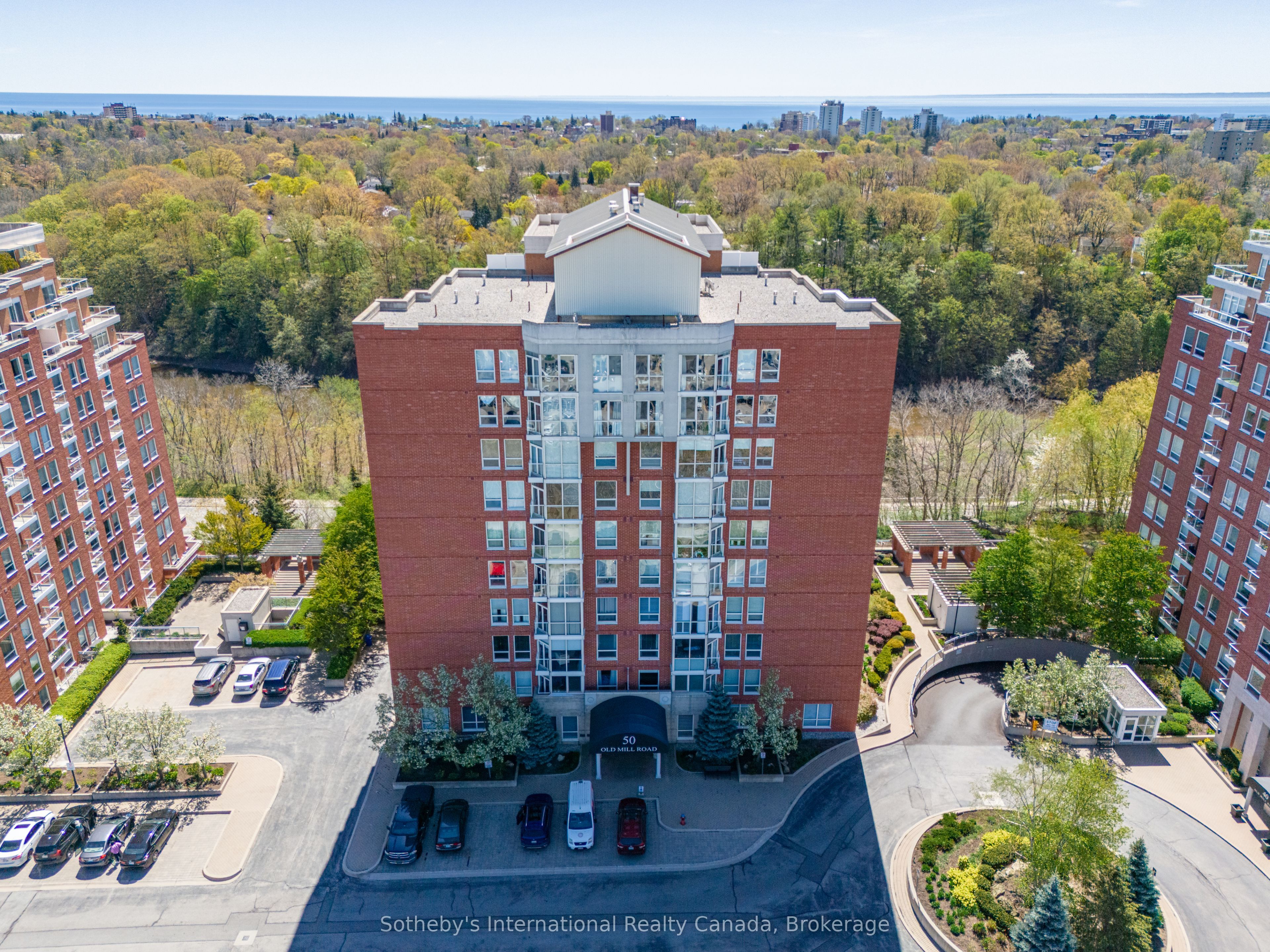 50 Old Mill Road 105, Oakville, On L6j 7w1