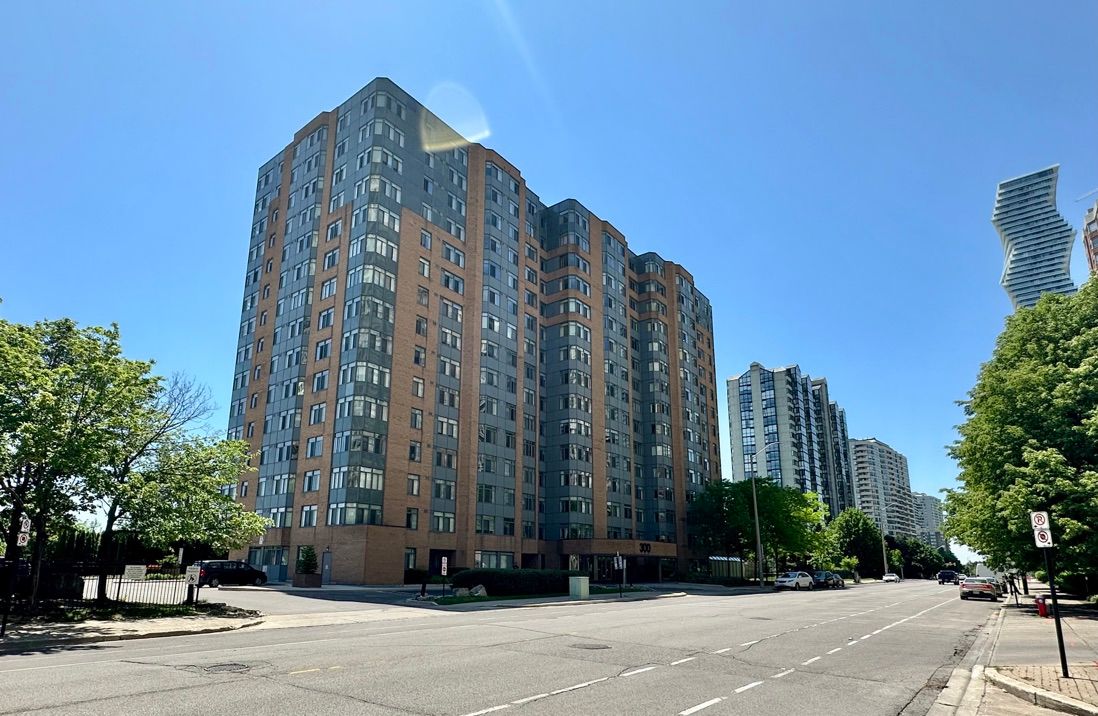 300 Webb Drive 303, Mississauga, On L5b 3w3