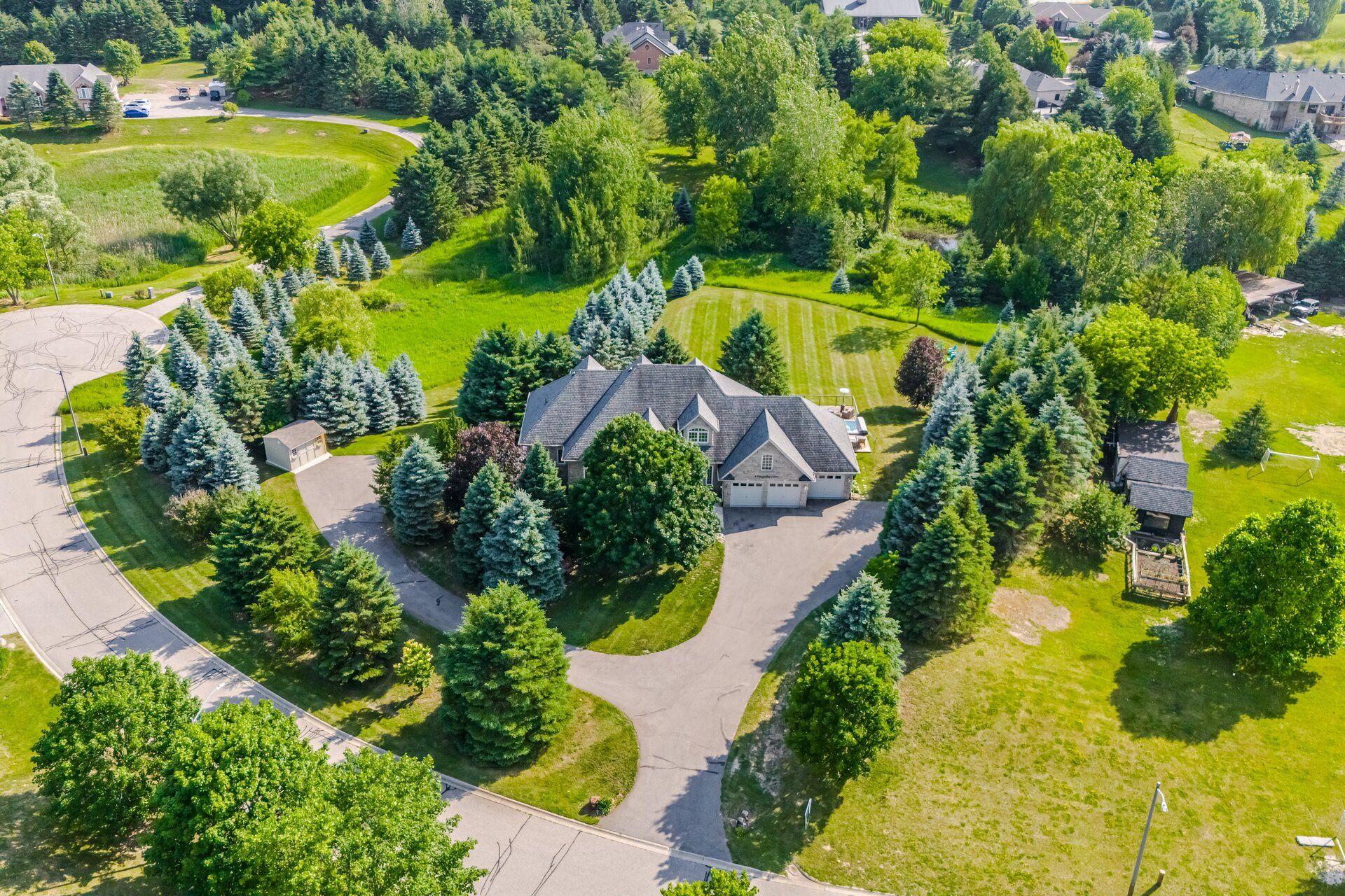 4 Tranquility Court, Caledon, On L7e 3r7