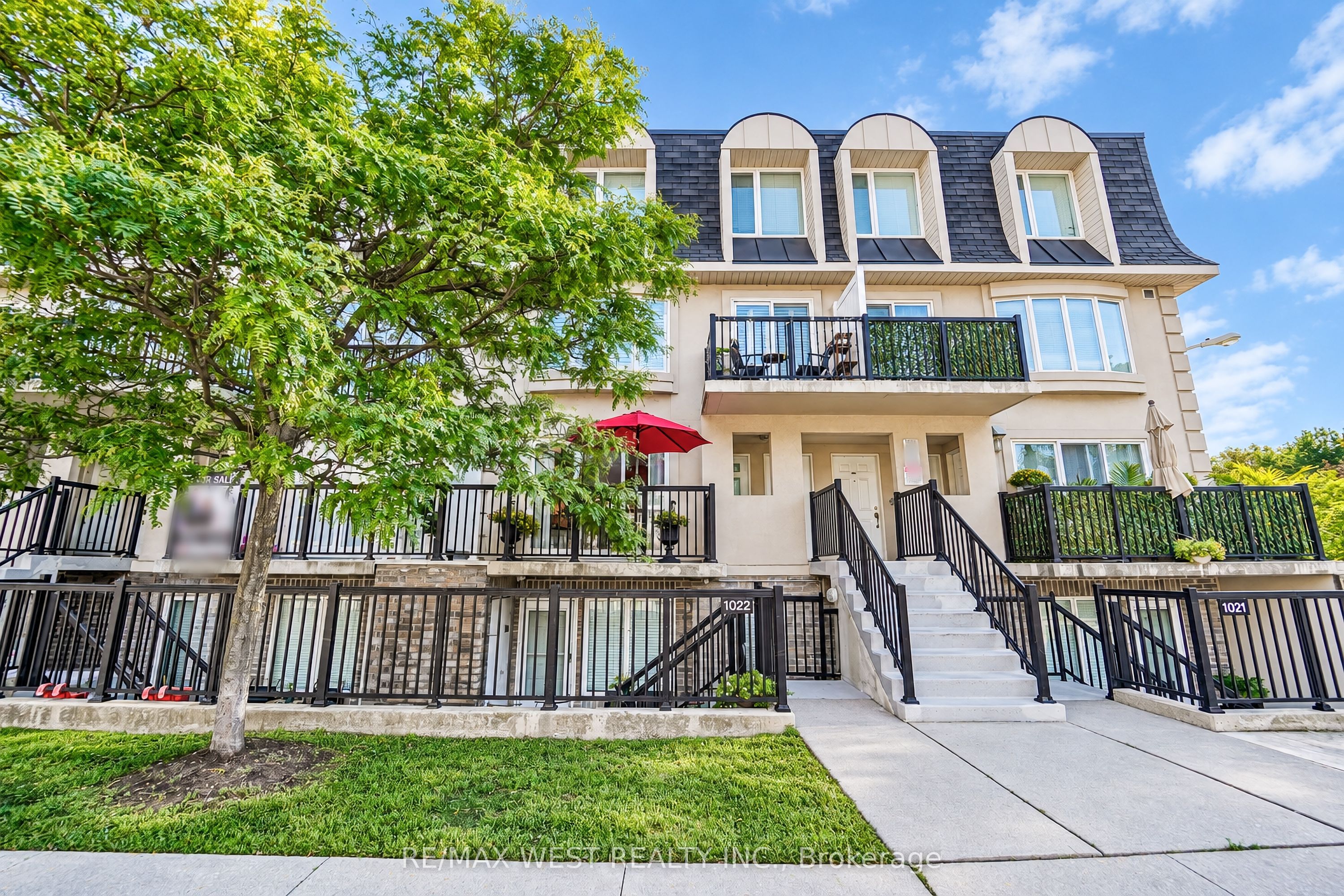 65 George Appleton Way 2066, Toronto, On M3m 0a2