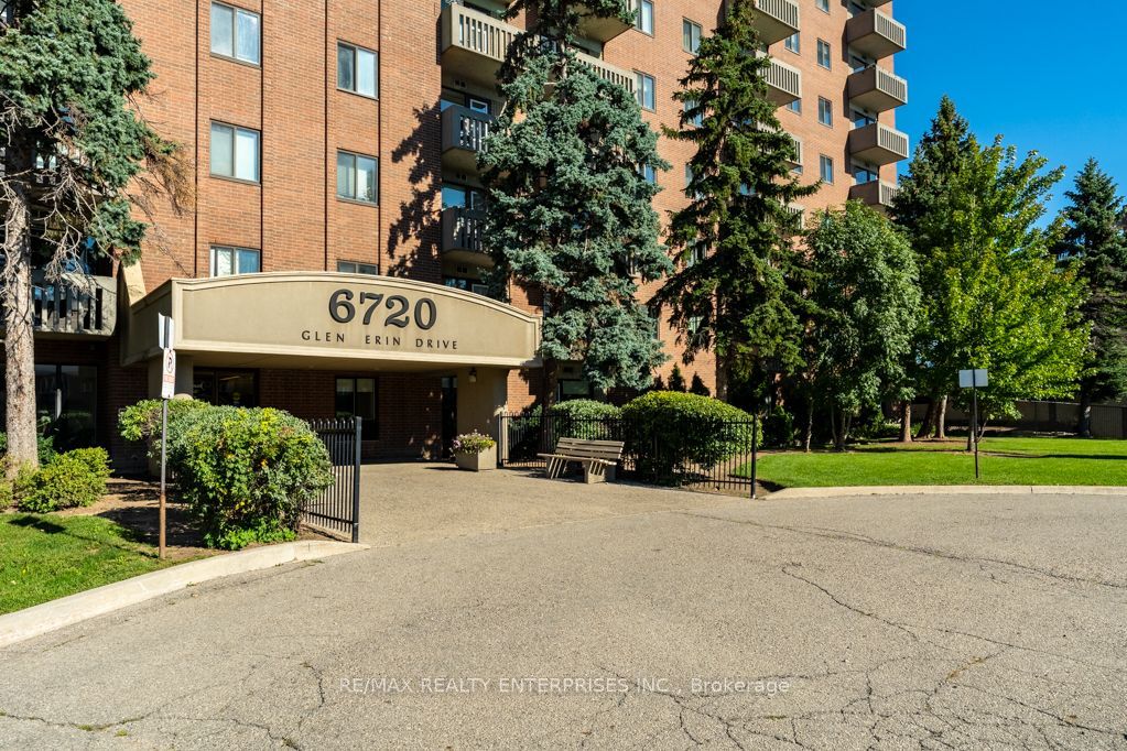 6720 Glen Erin Drive 414, Mississauga, On L5n 3k8
