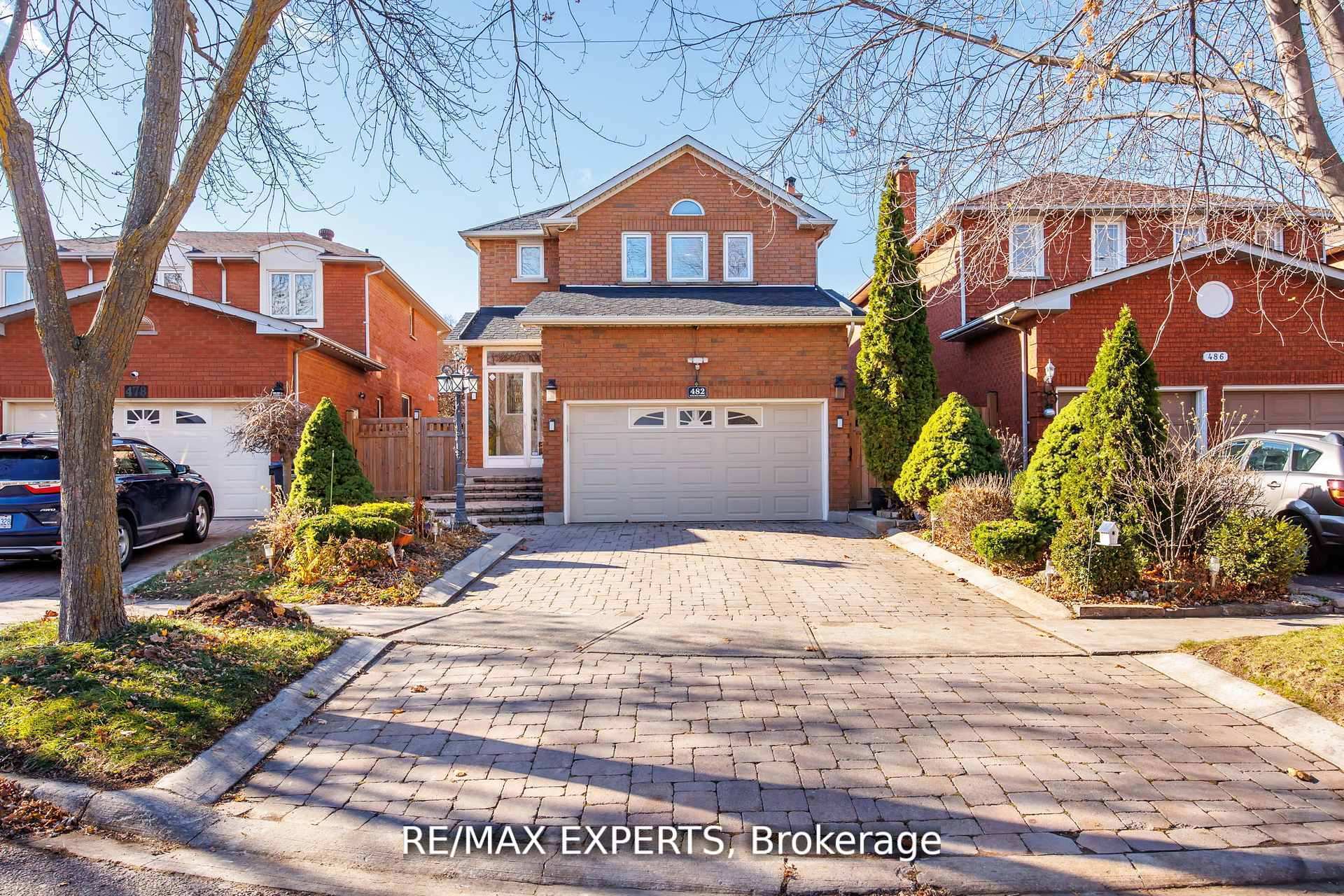 482 Malaga Road, Mississauga, On L5b 3w2