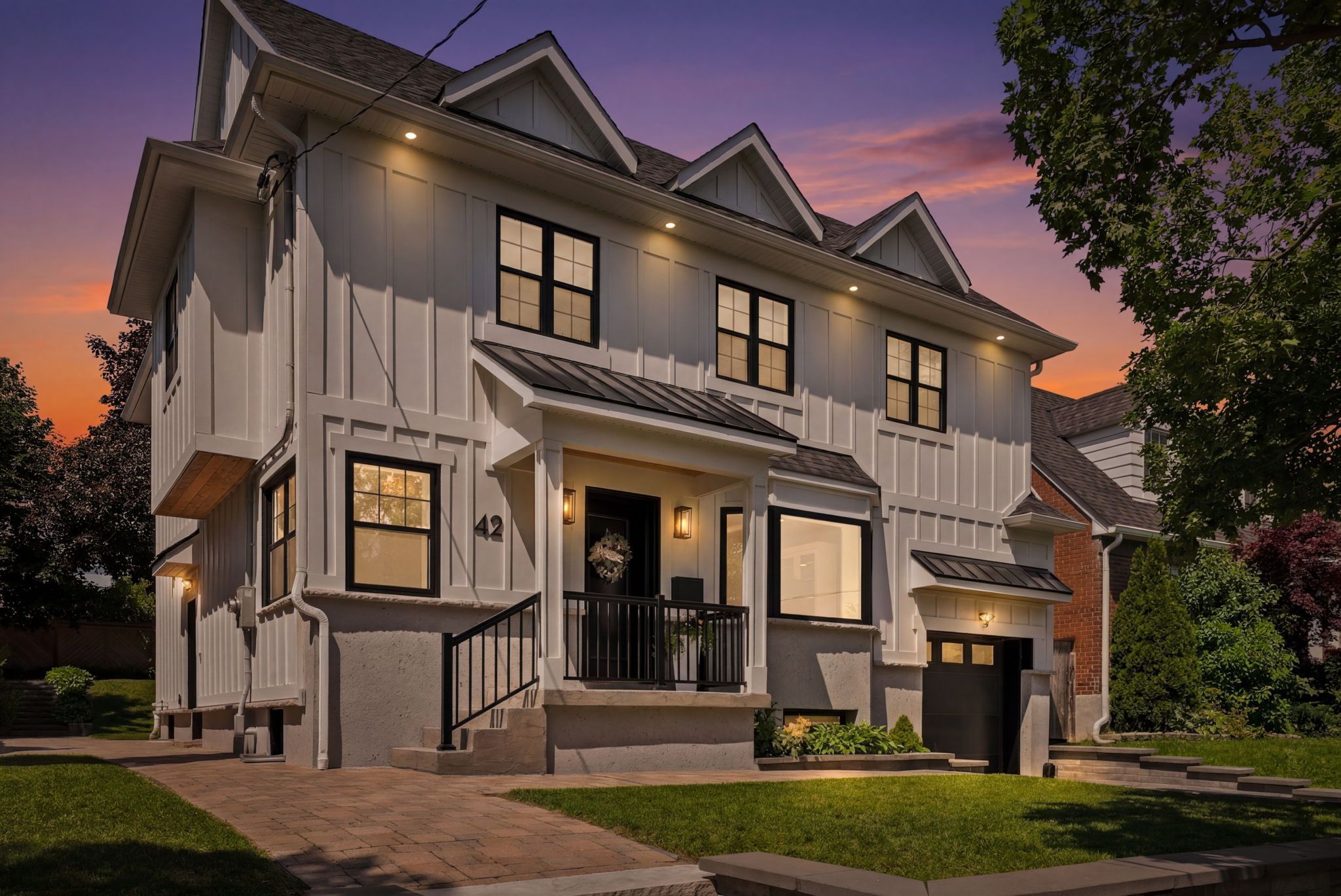42 Berl Avenue, Toronto, On M8y 3c4