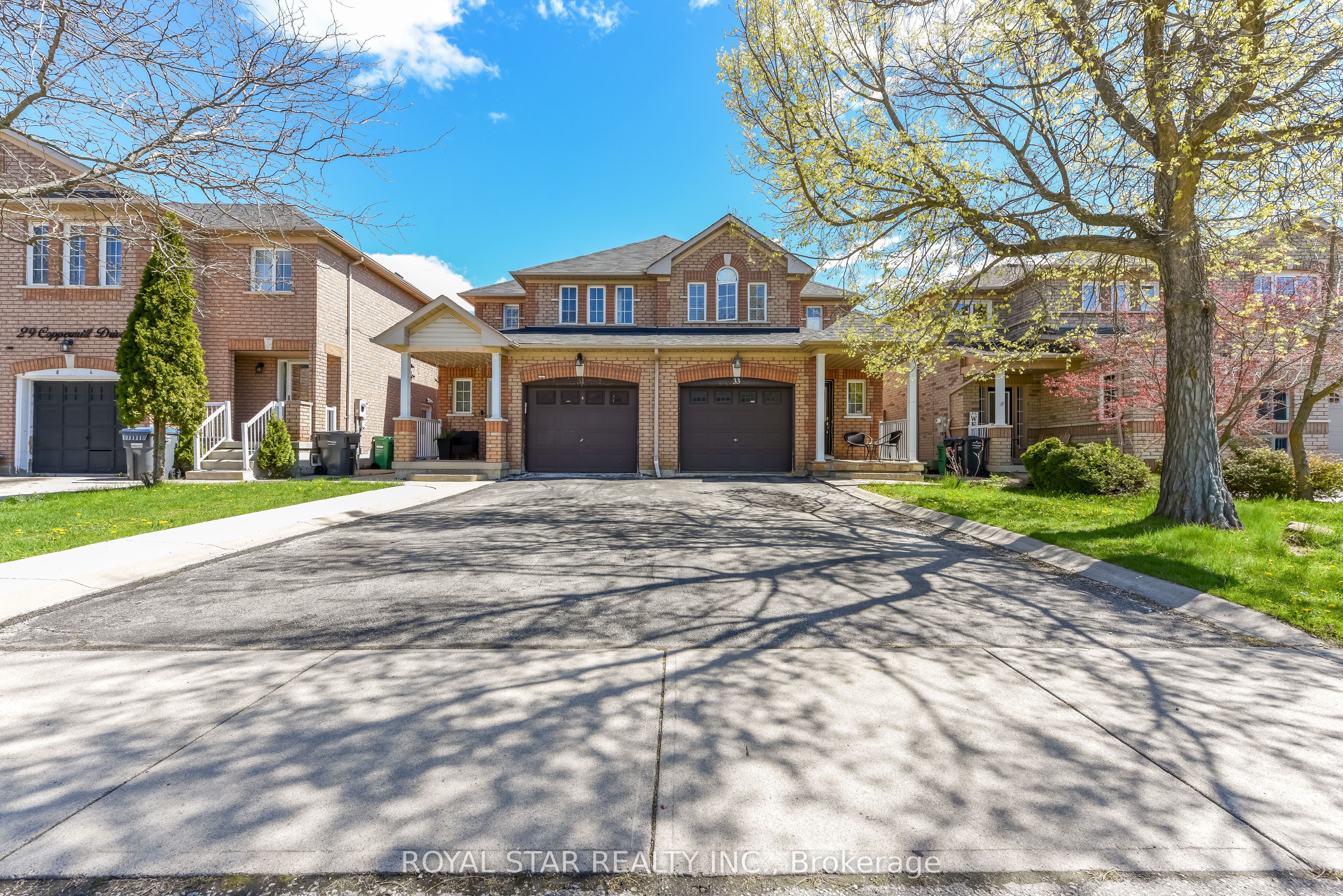 33 Coppermill Drive, Brampton, On L7a 1n1