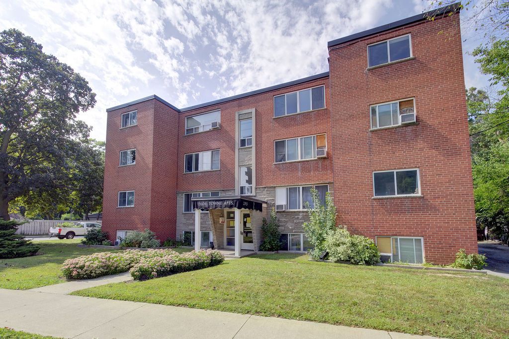 2393 New Street 402, Burlington, On L7r 1k1