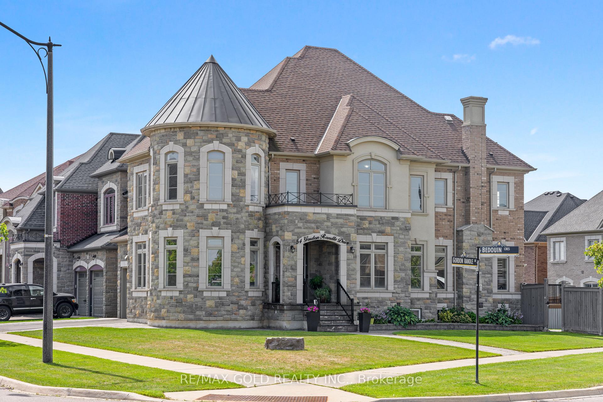 54 Gordon Randle Drive, Brampton, On L6p 4h3