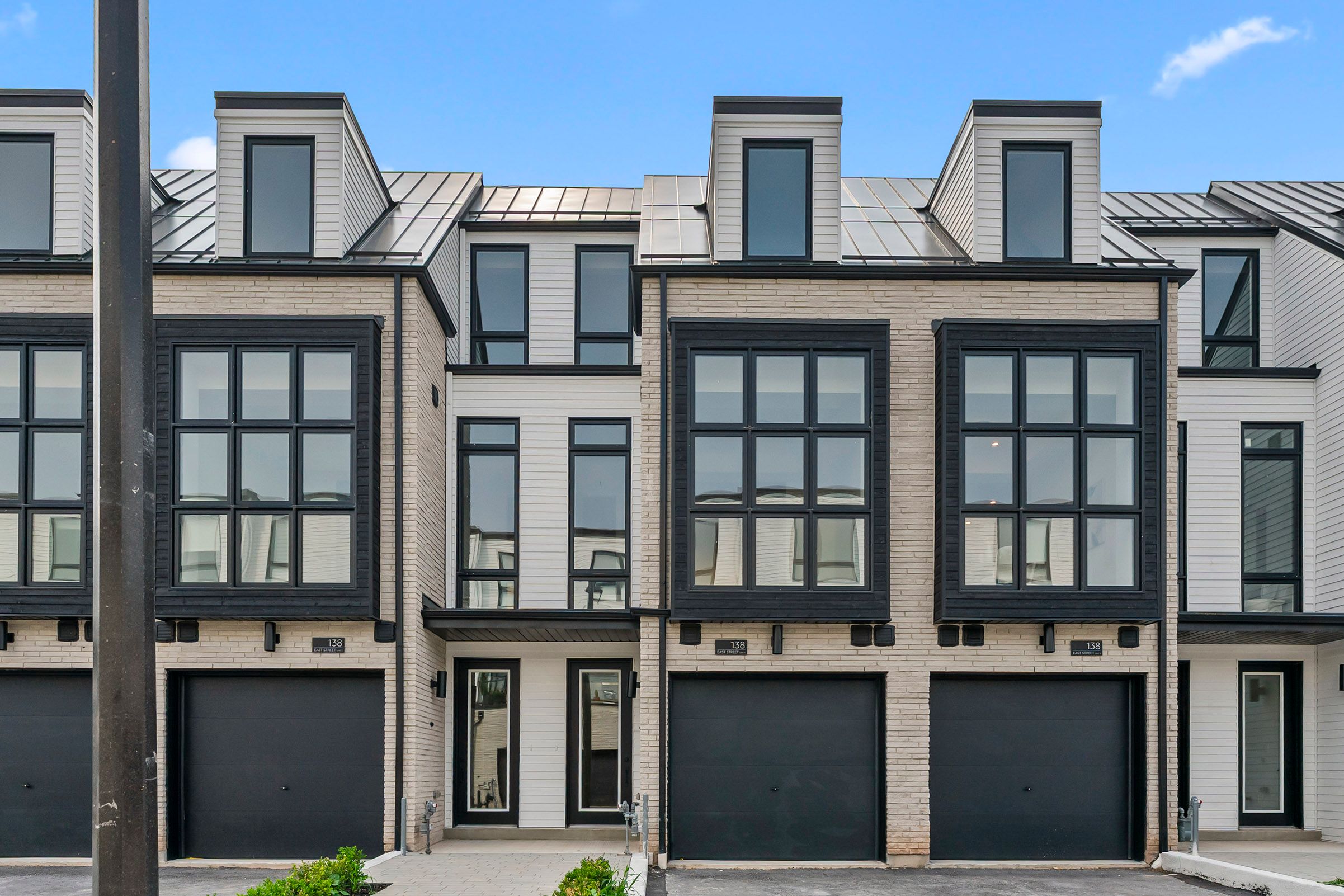 138 East Street 4, Oakville, On L6l 0h9
