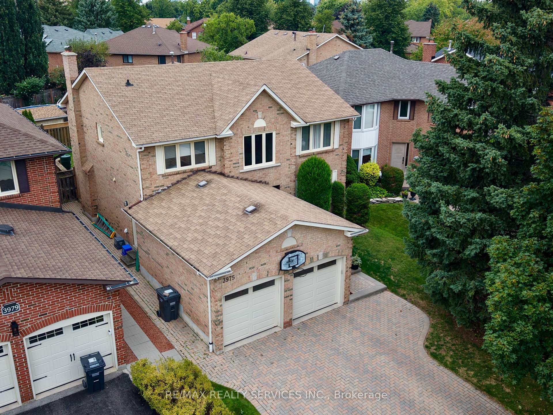 3975 Seebring Crescent, Mississauga, On L5l 3y1