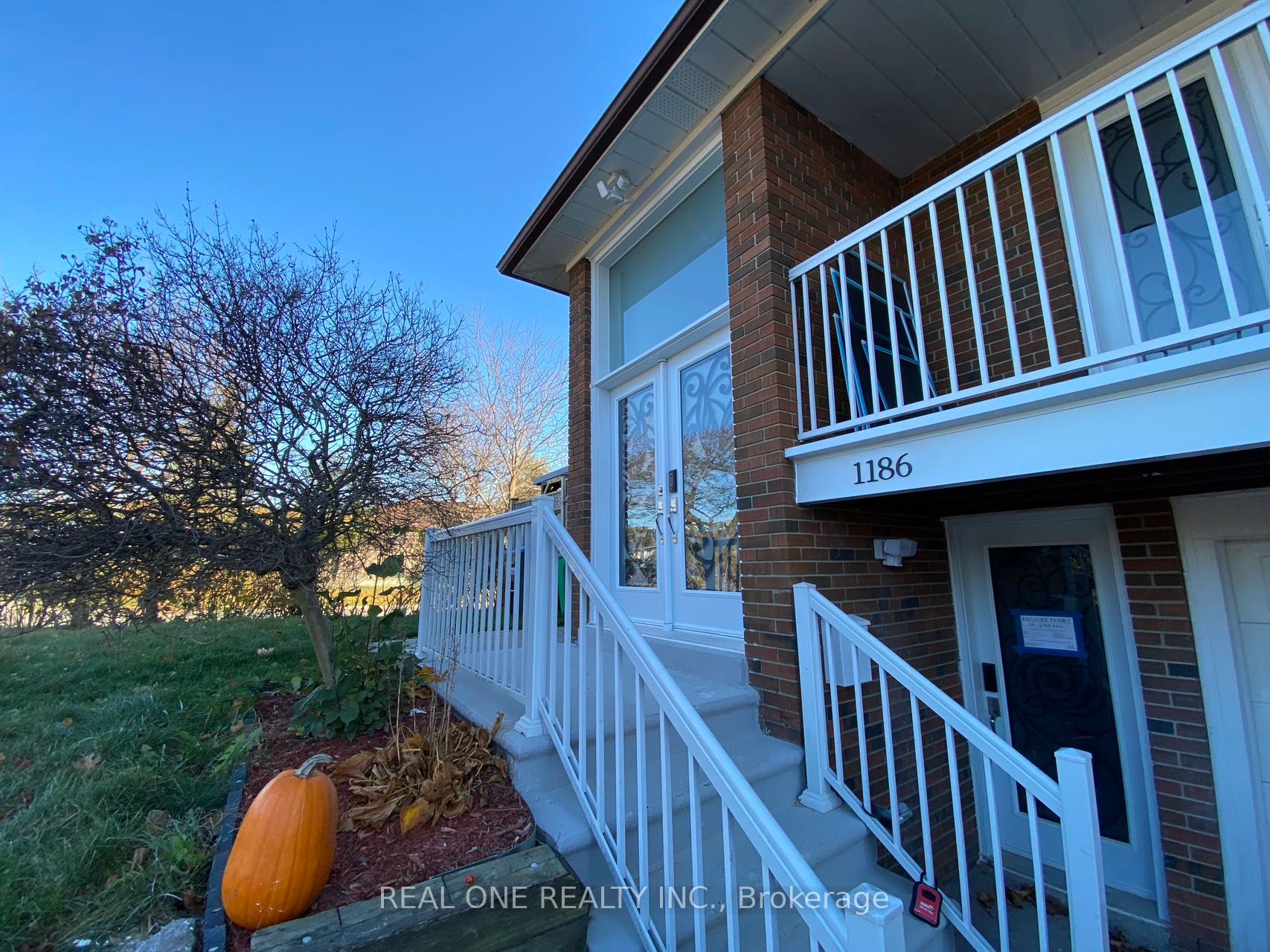 1186 Shadeland Drive Room U1, Mississauga, On L5c 1p4