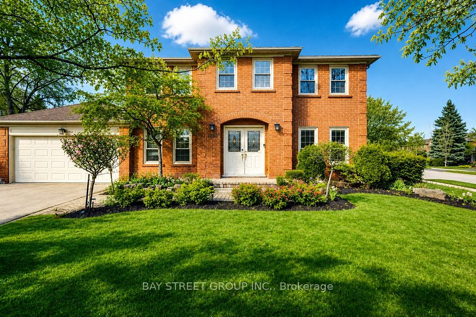 1305 Monks Passage, Oakville, On L6m 1k6