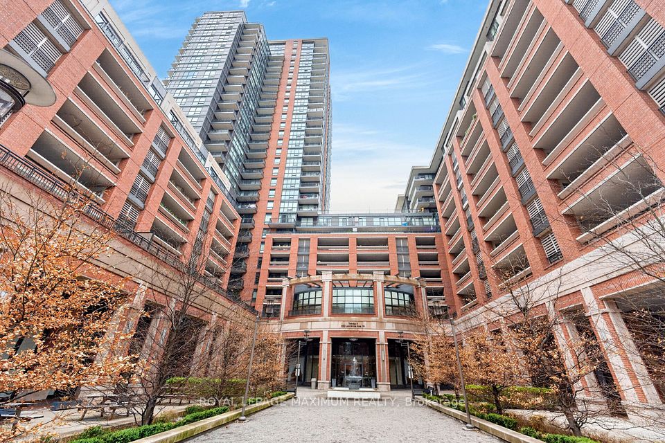 830 Lawrence Avenue W 1510, Toronto, On M6a 0b6