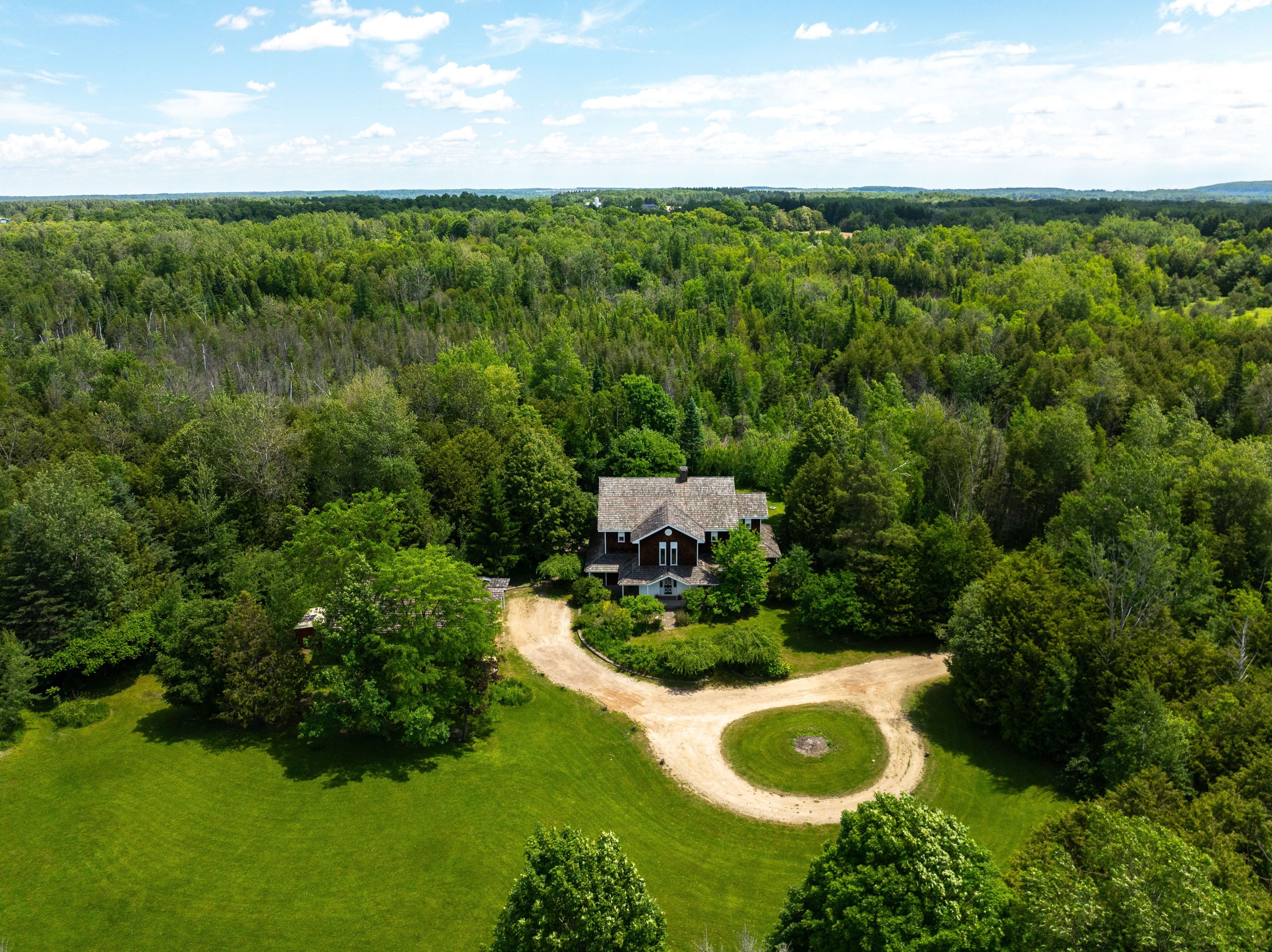 19555 Shaws Creek Road, Caledon, On L7k 1l5
