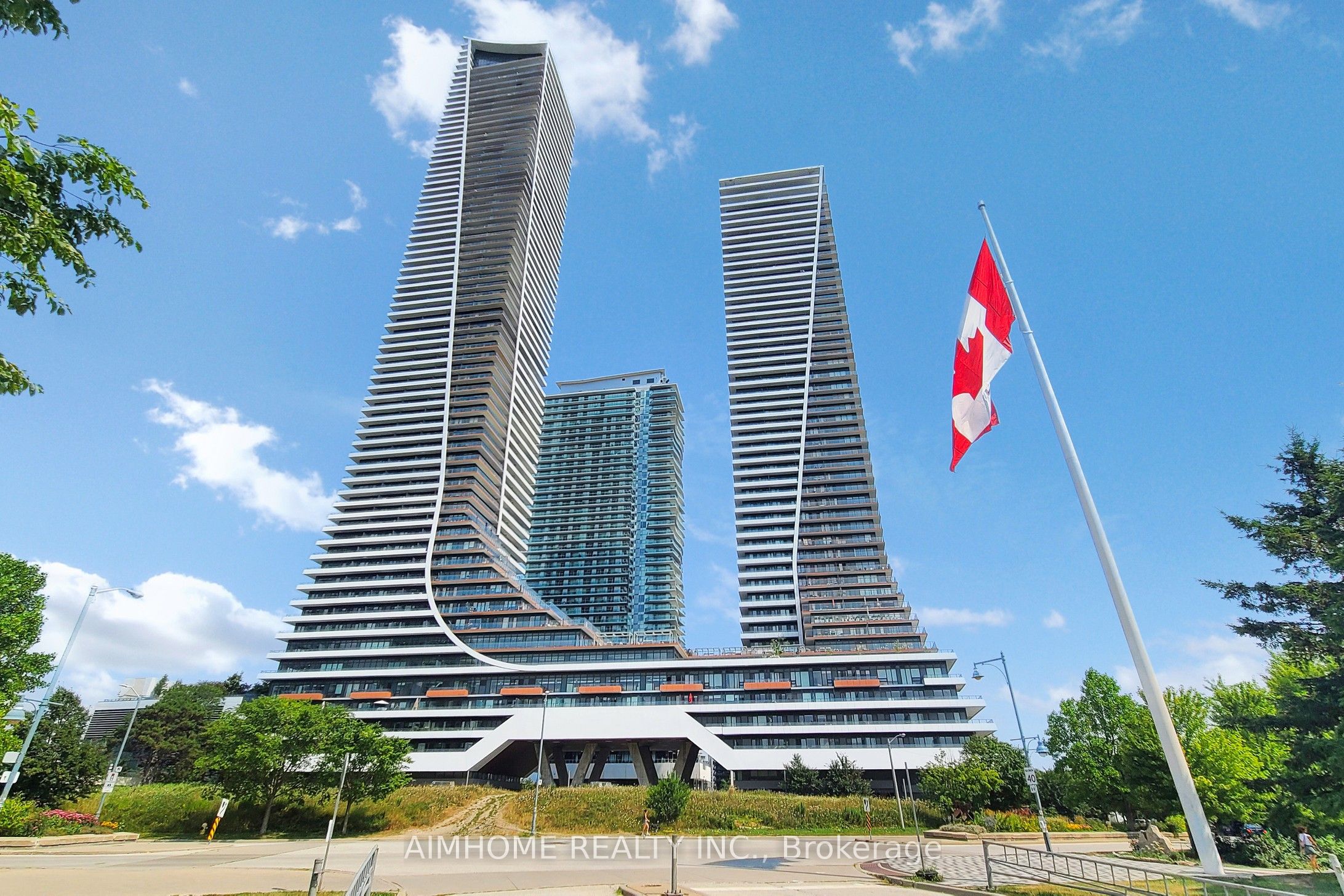 20 Shore Breeze Drive 2207, Toronto, On M8v 0c7