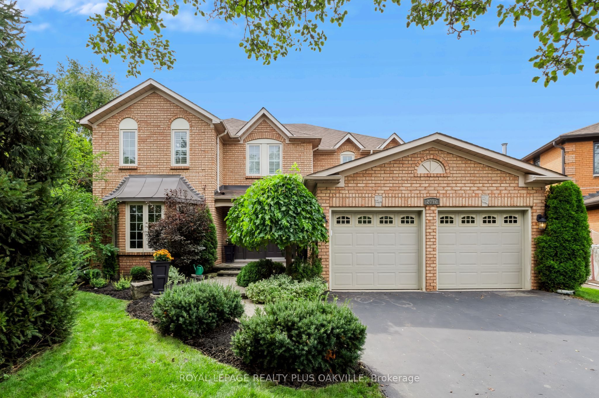 2097 Innkeeper Court, Oakville, On L6m 3a2