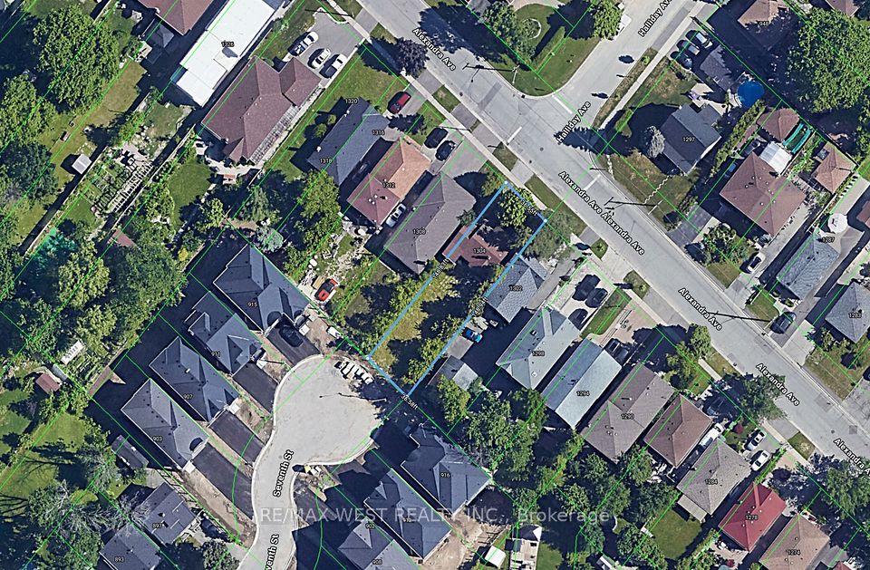 1304 Alexandra Avenue, Mississauga, On L5e 2a6