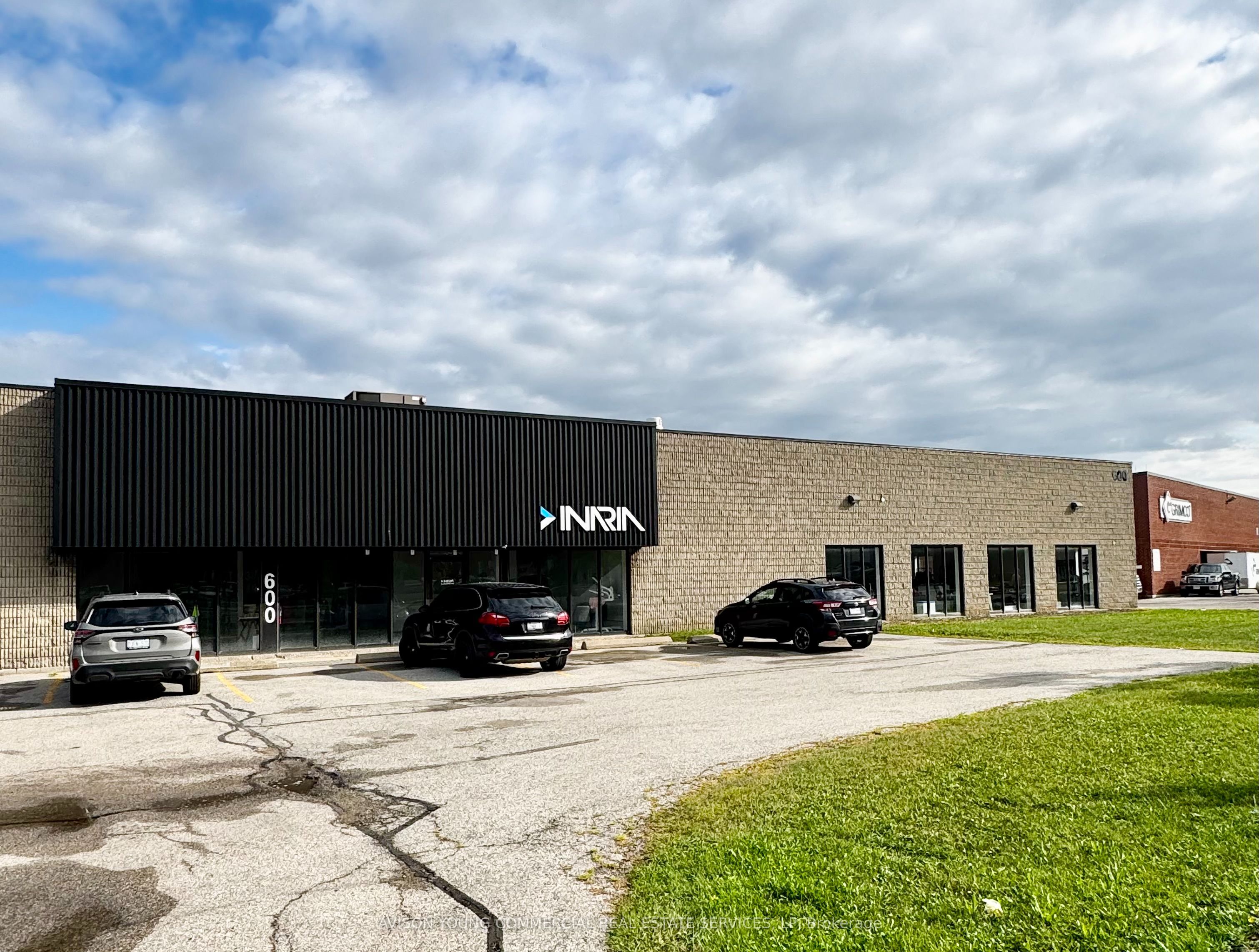 600 Steeprock Drive, Toronto, On M3j 2x1