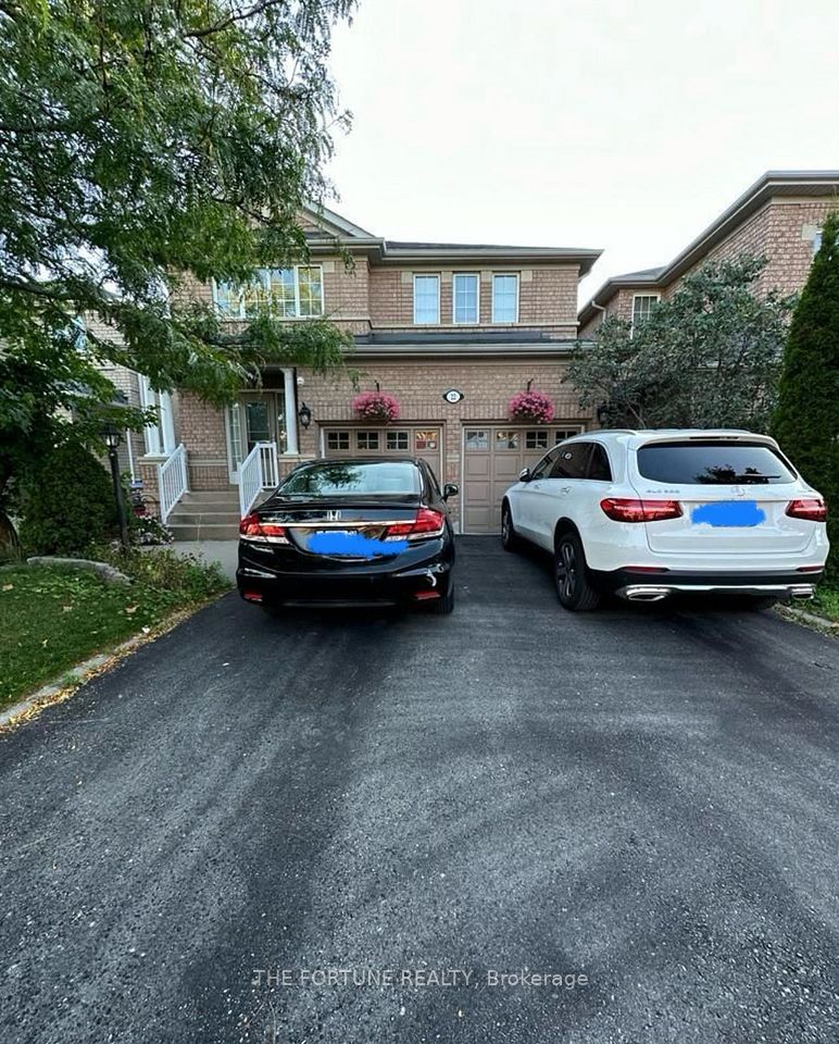 22 Waterdale Road Upper, Brampton, On L7a 1s3