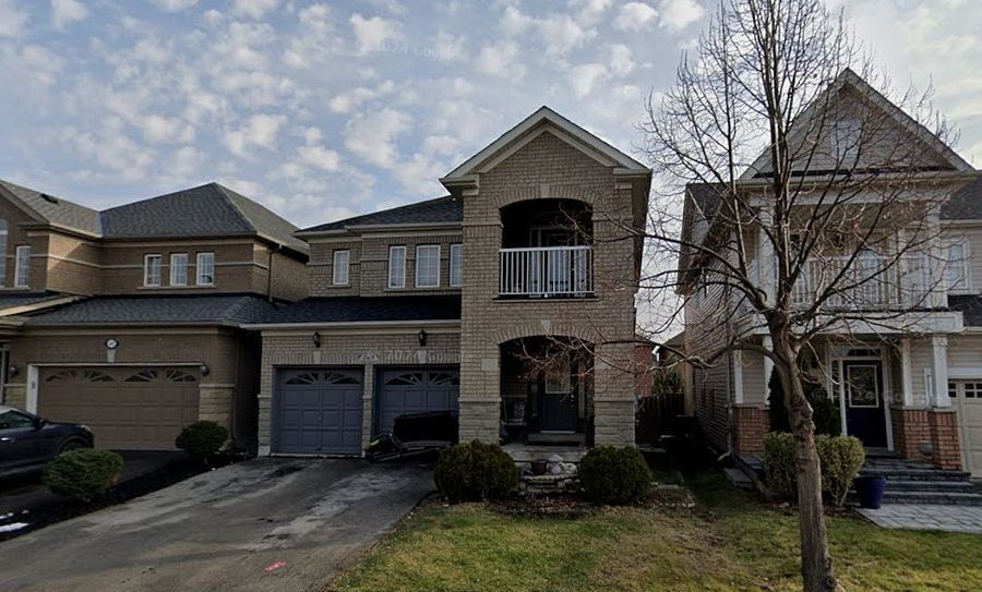 169 Cooke Crescent, Milton, On L9t 6e5