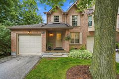 2272 Mowat Avenue 44, Oakville, On L6h 5l8