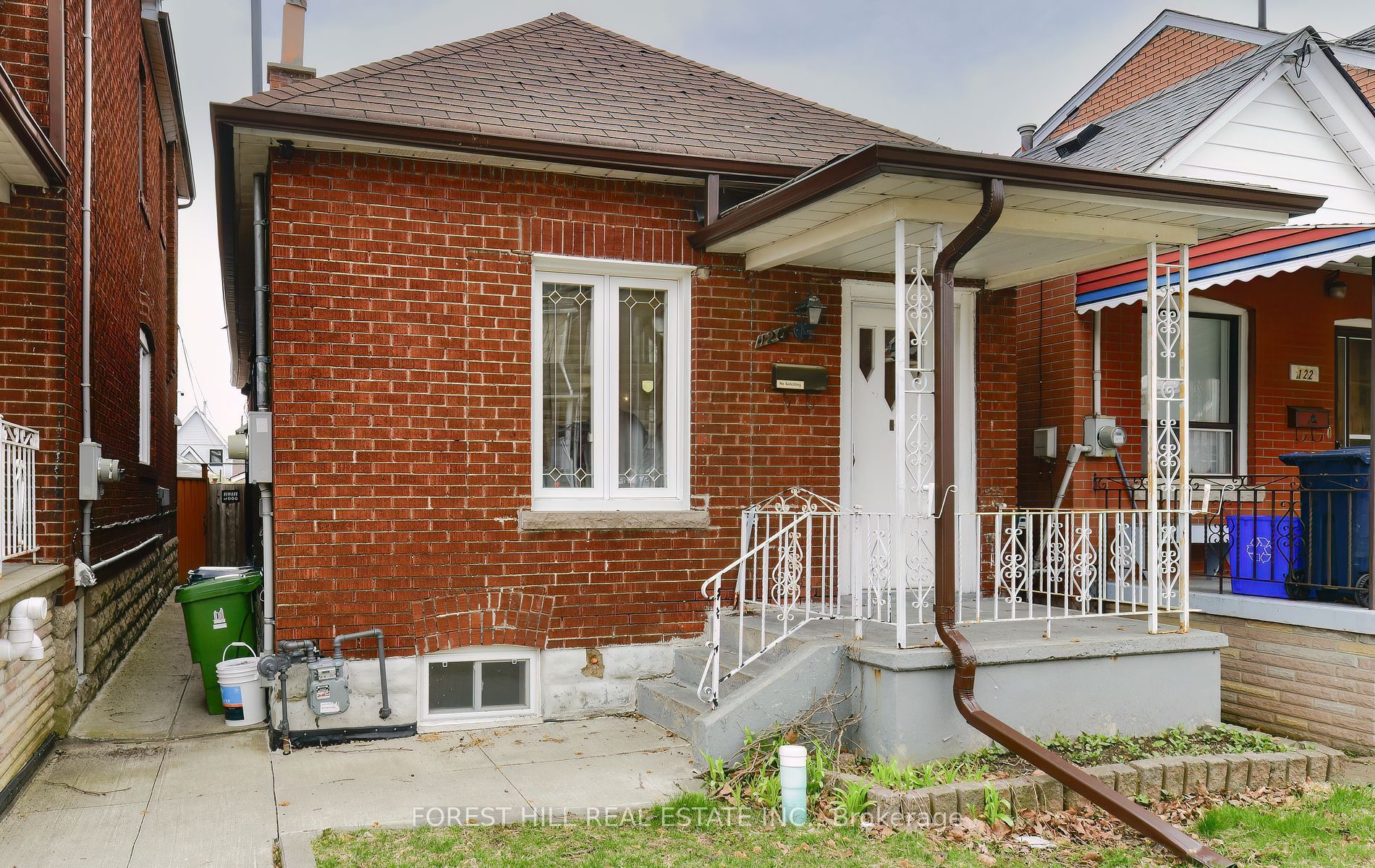 120 Earlscourt Avenue, Toronto, On M6e 4a9