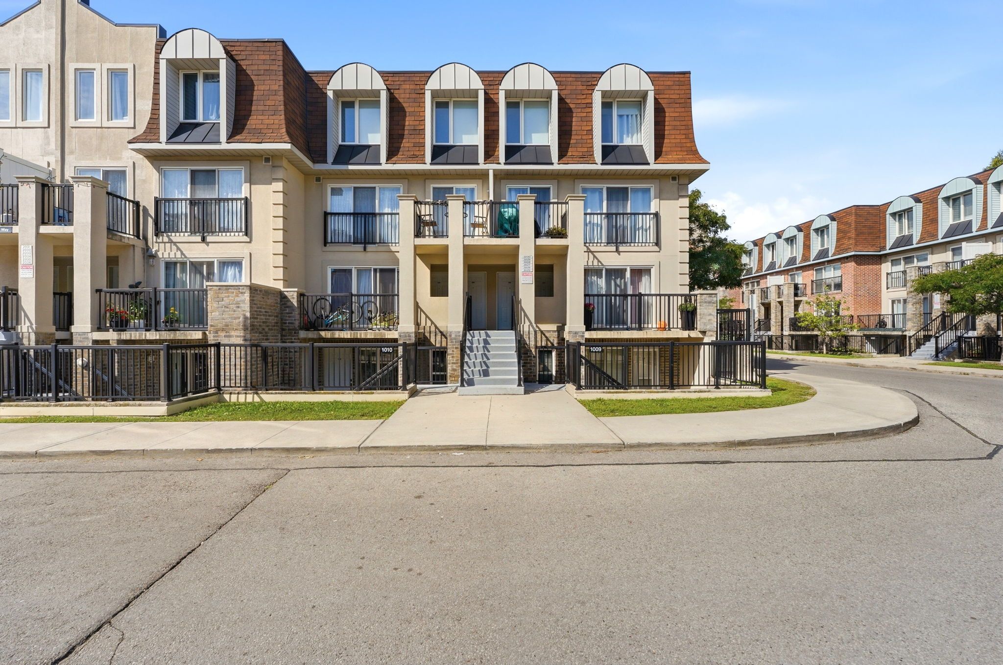 85 George Appleton Way 2025, Toronto, On M3m 0a2