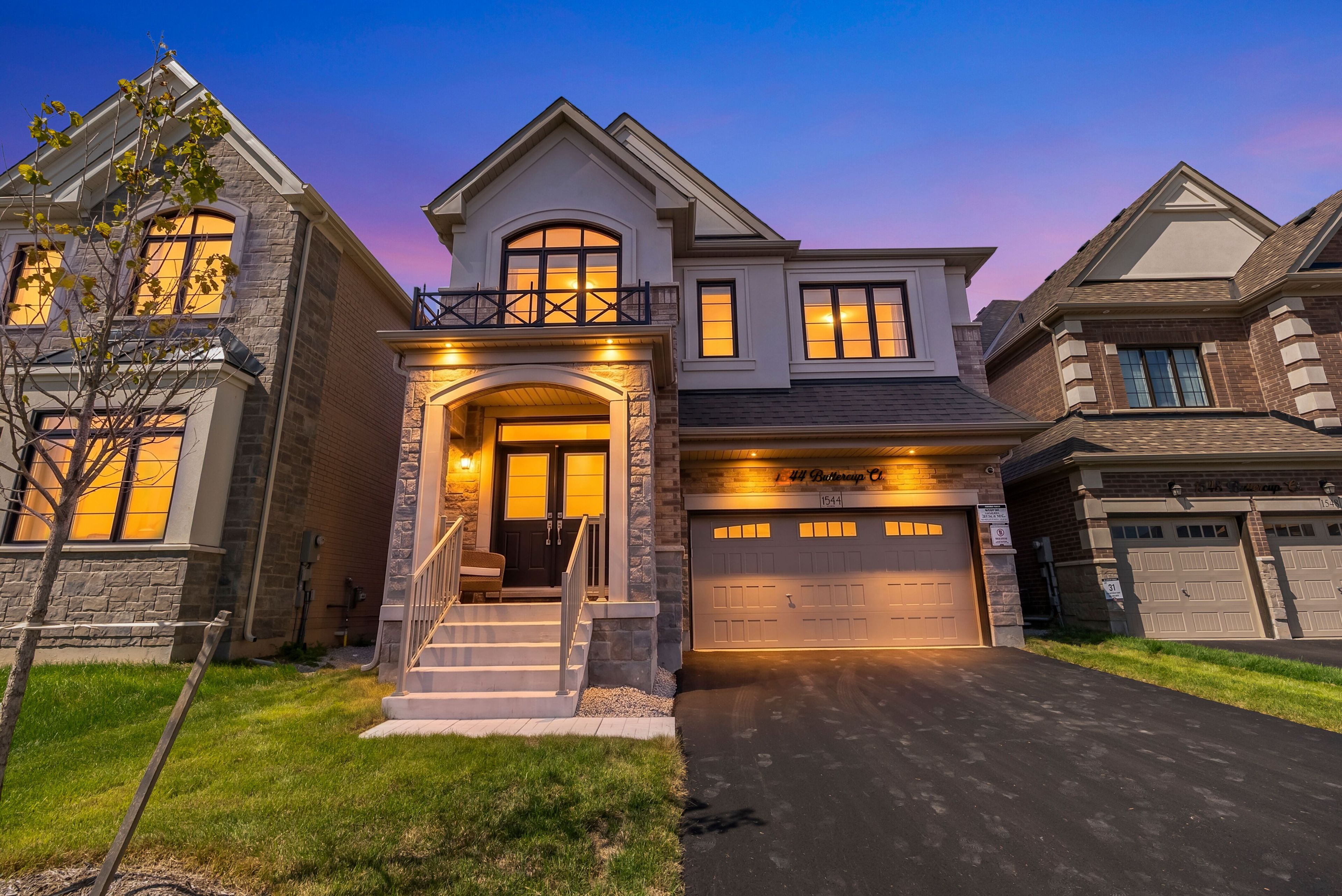 1544 Buttercup Court, Milton, On L9e 2g3