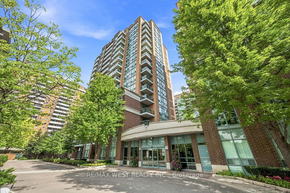15 Michael Power Place 809, Toronto, On M9a 5g4