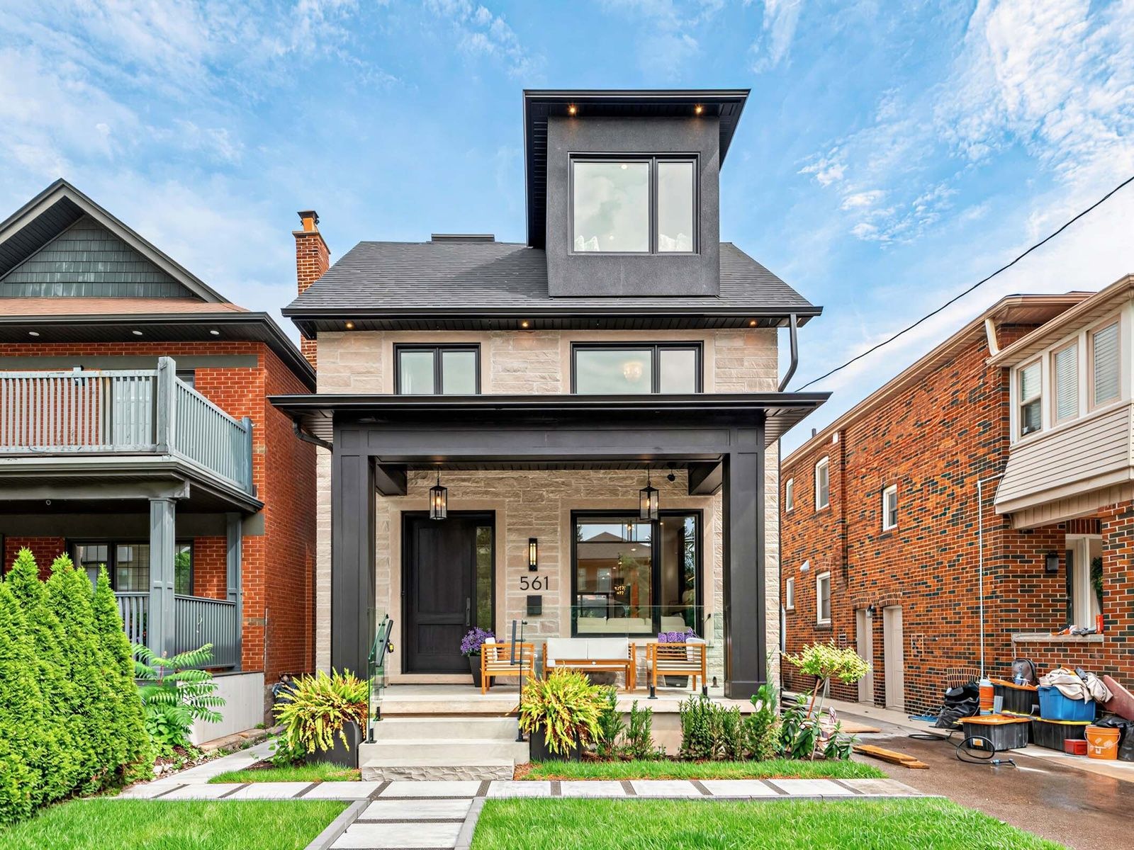 561 Durie Street, Toronto, On M6s 3h2