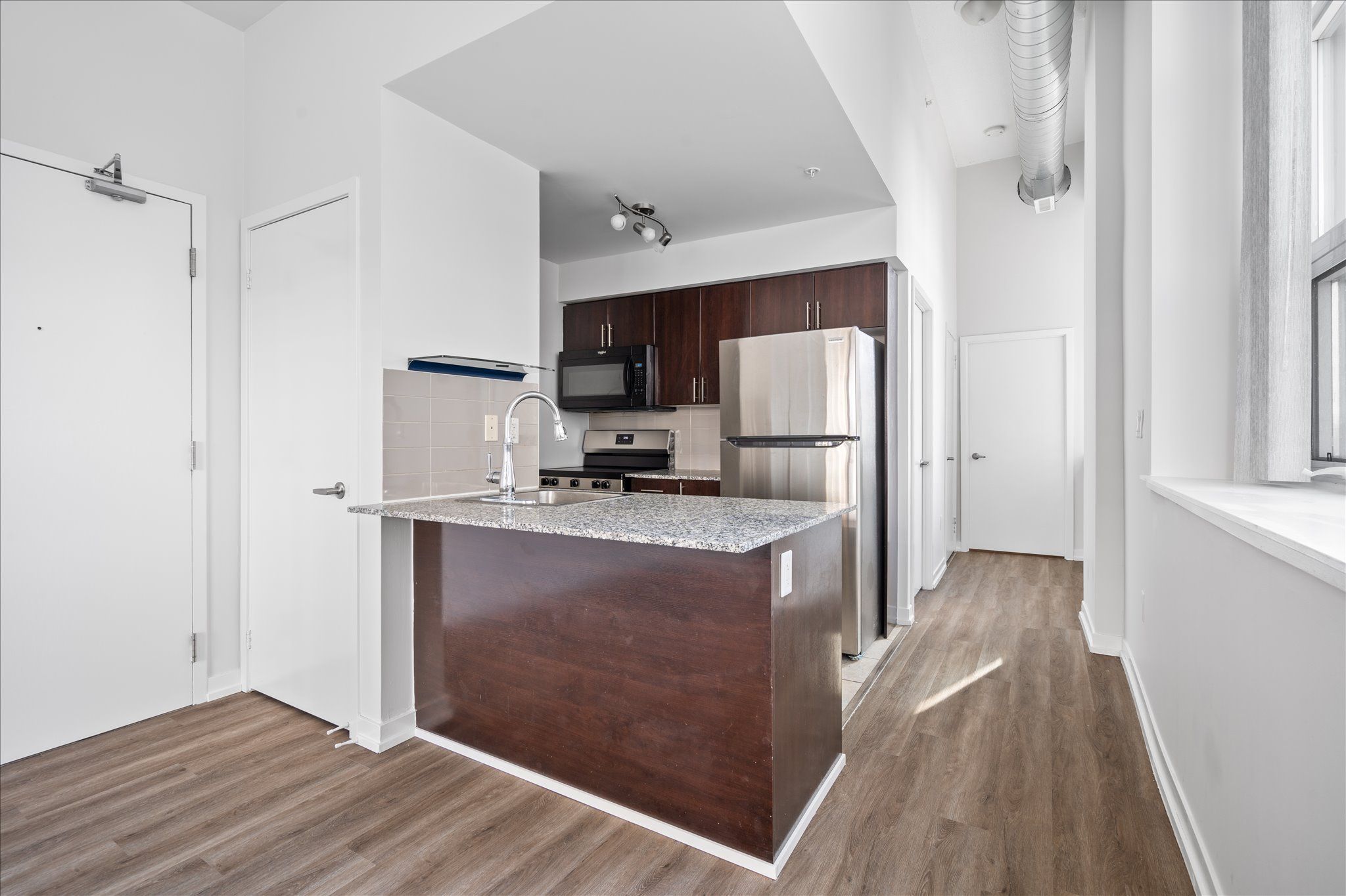 1410 Dupont Street 328, Toronto, On M6h 0b6