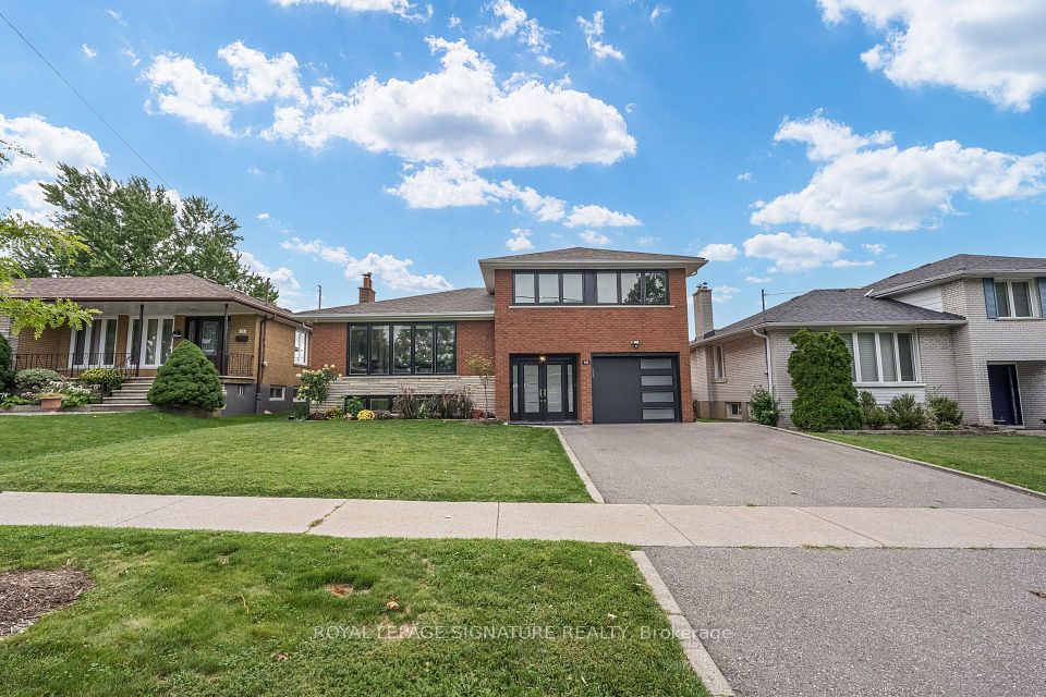 68 Stapleton Drive, Toronto, On M9r 2z9