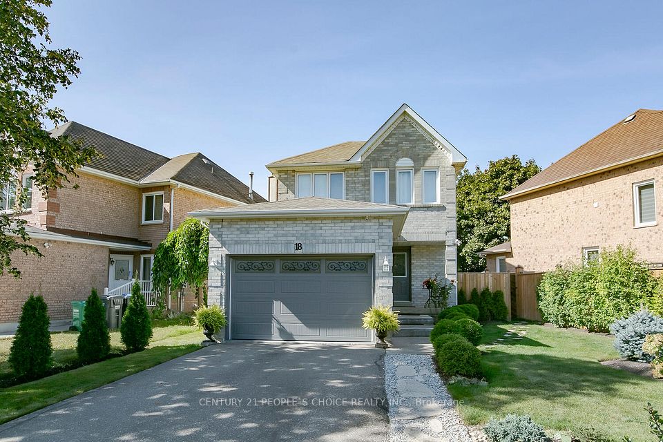 18 Hood Crescent, Brampton, On L6y 4s6