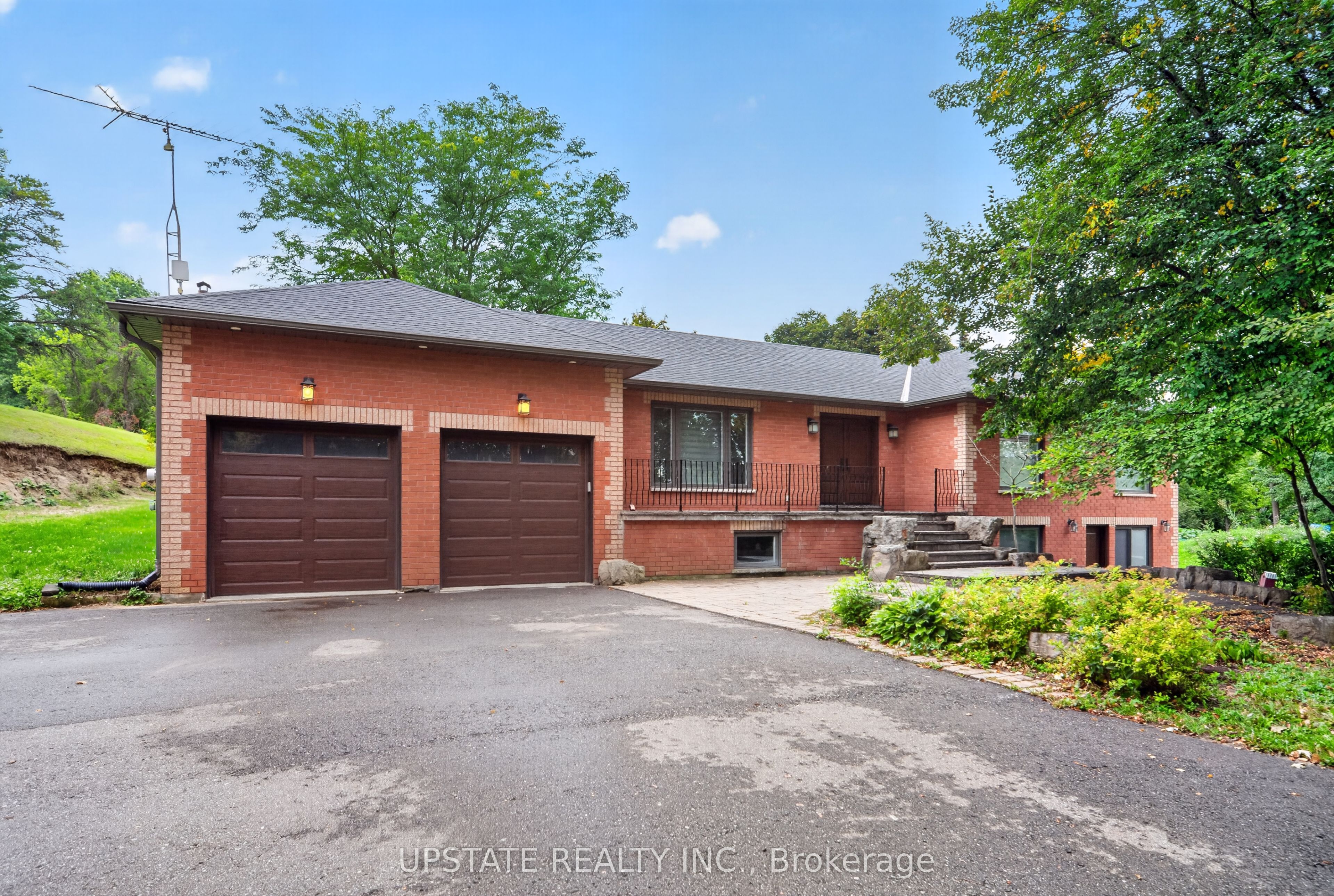 16072 The Gore Road, Caledon, On L7c 3e6