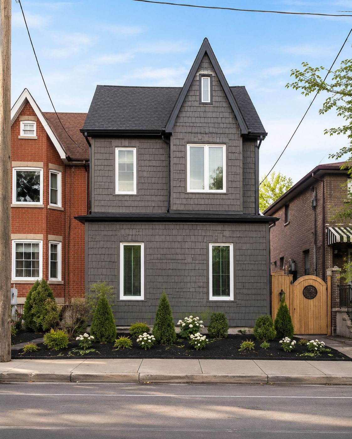291 Pacific Avenue Bsmnt, Toronto, On M6p 2p8
