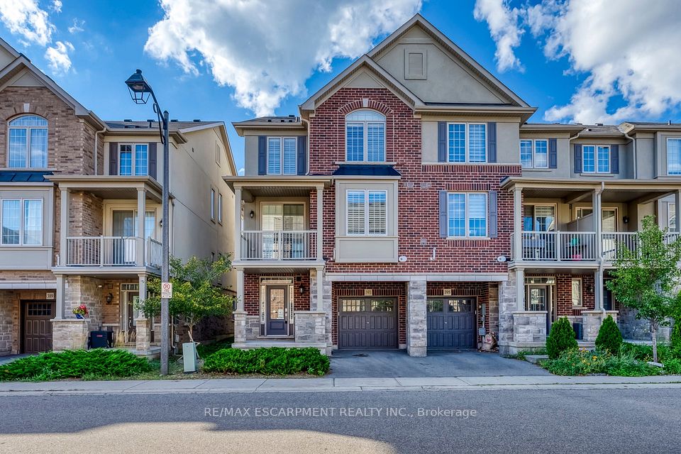 393 Grantham Common, Oakville, On L6h 7e3