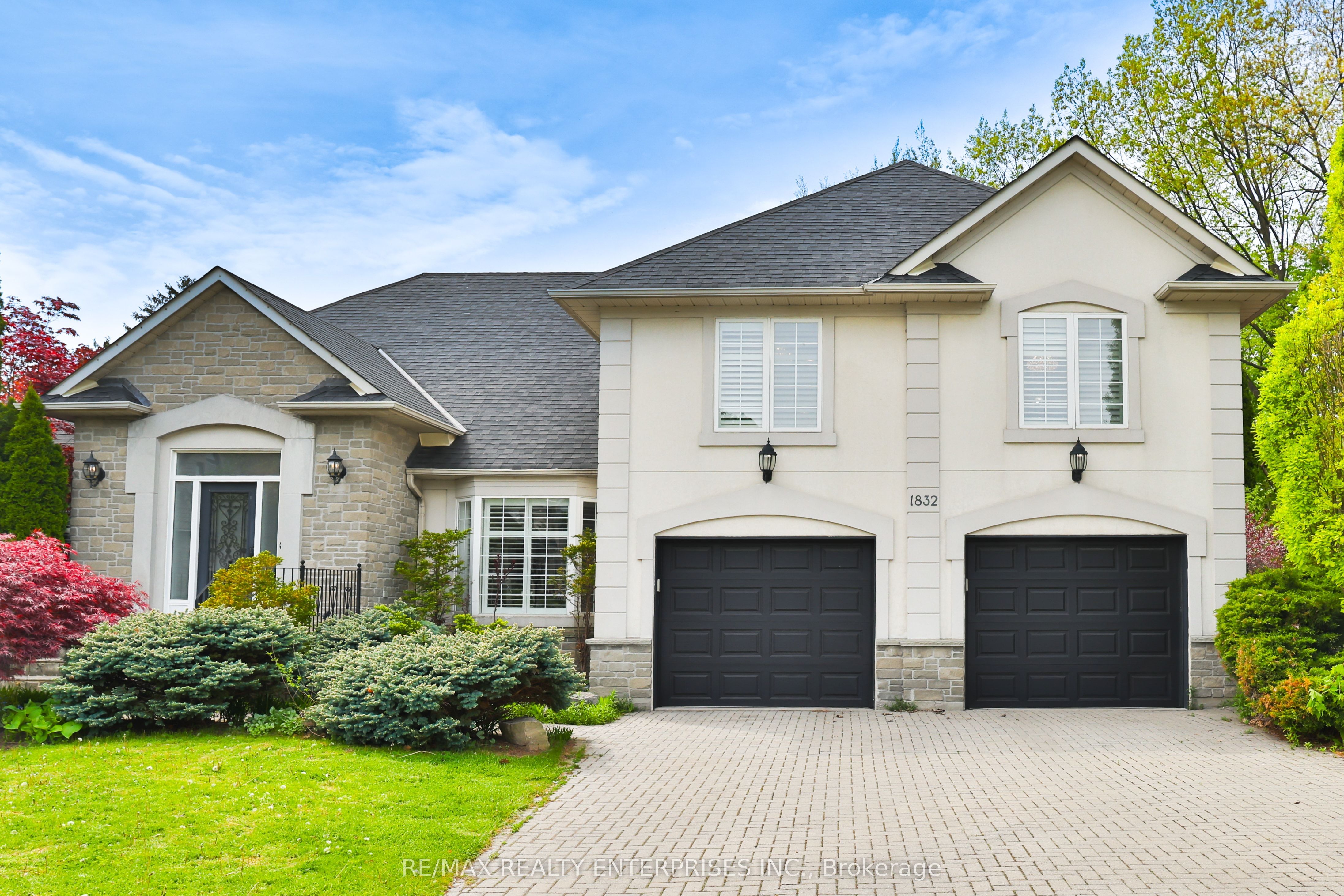 1832 Chesbro Court, Mississauga, On L5h 4h2
